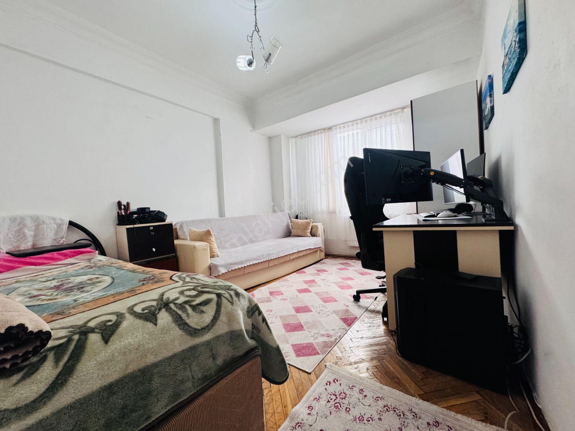 Next House'dan Bahçelievler Devlet Hastanesine Yakın 4+2 Daire - Görsel 13