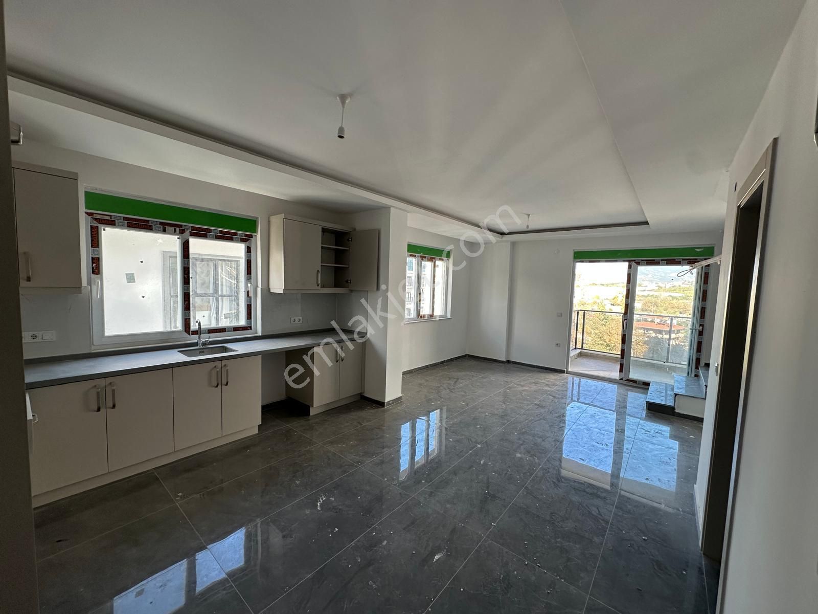 Alanya Mahmutlar'da 2+1 Satılık Dublexs Daire Sıfır