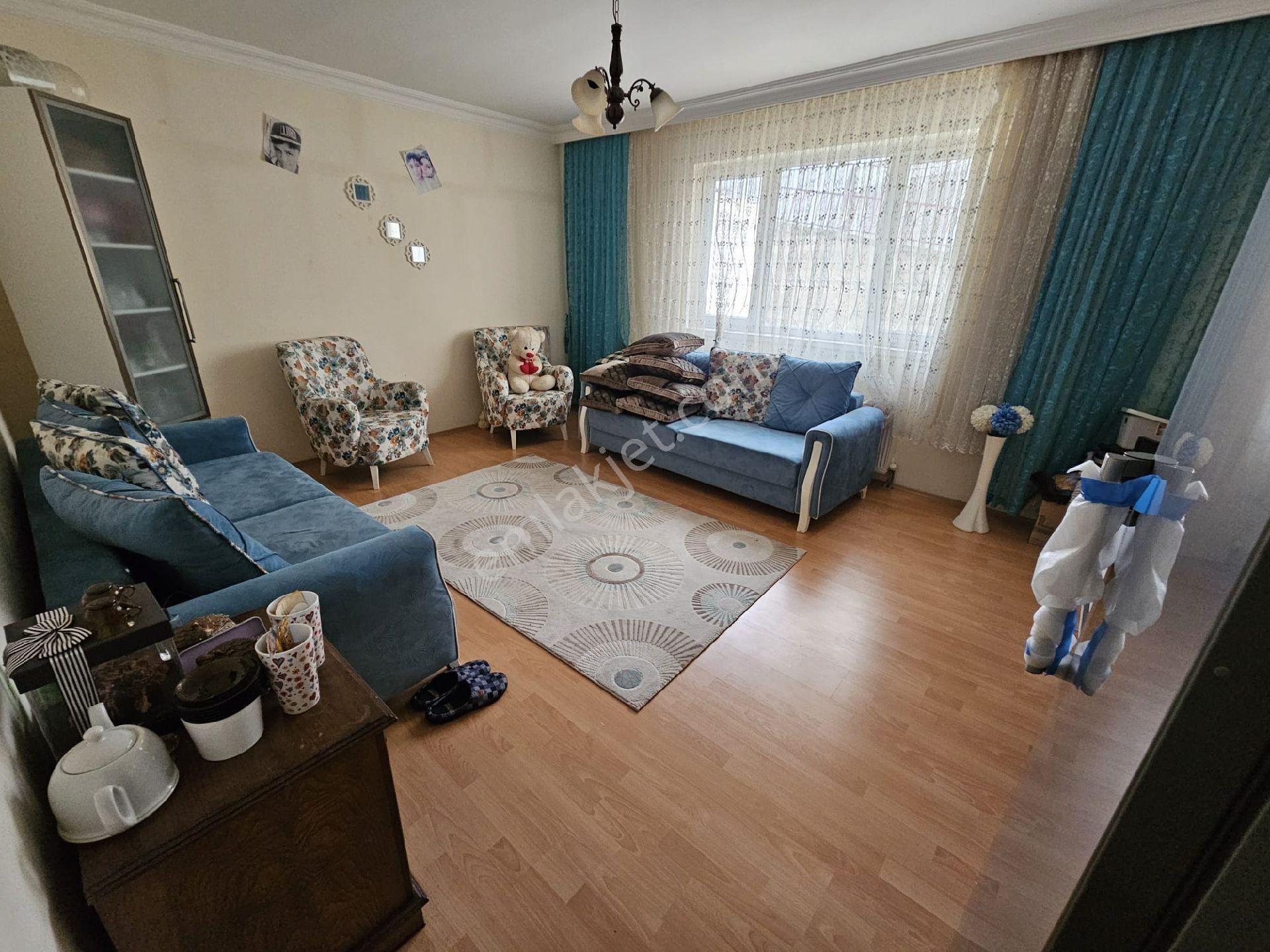 Karapürçekte 4+1 Kat Konumlu Asansörlü Çift Banyo Kilerli Satılık Daire - Görsel 9