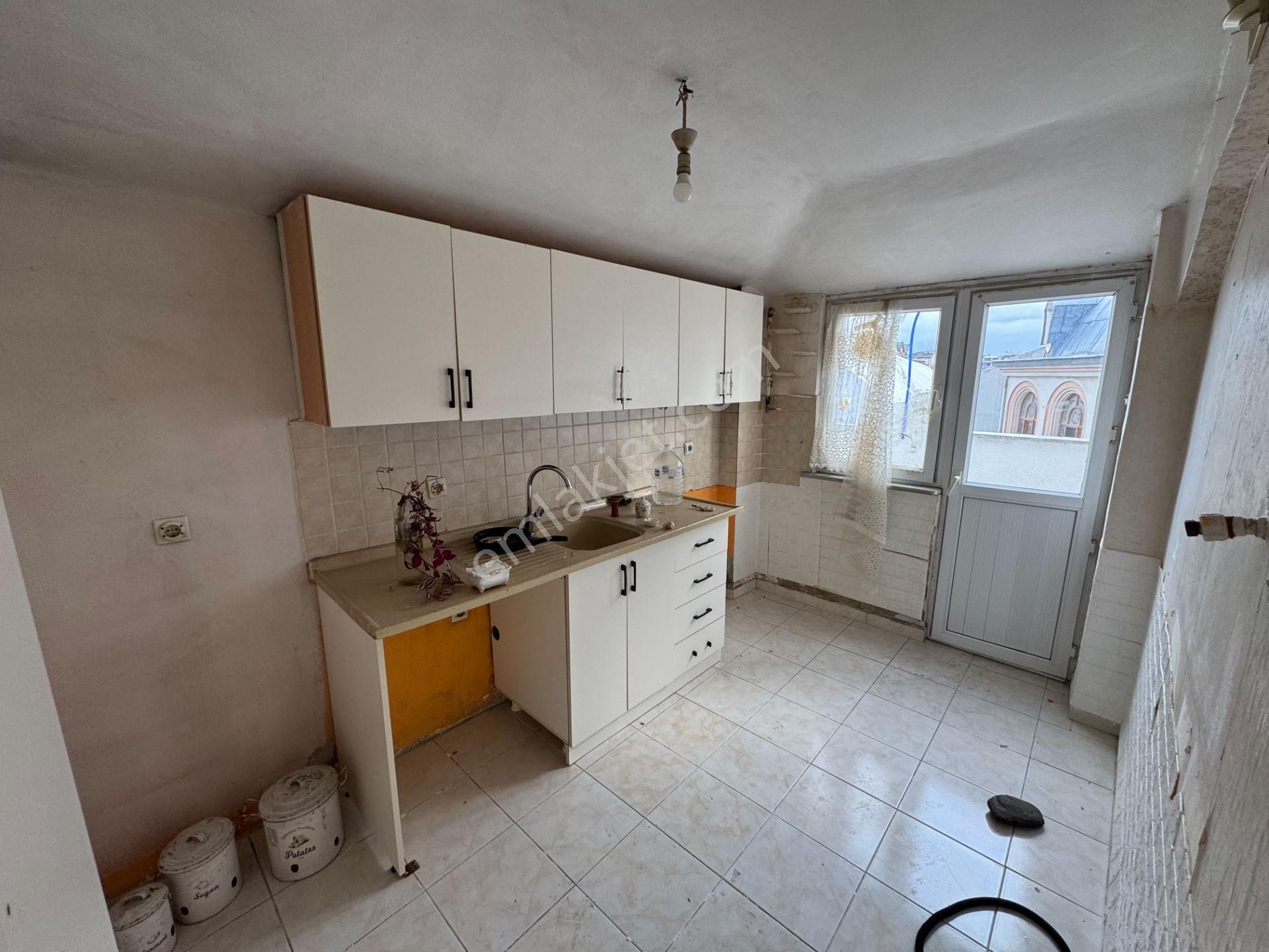 Next House'dan, Cumhuriyet'te 2+1 Geniş Kiralık Daire - Görsel 7