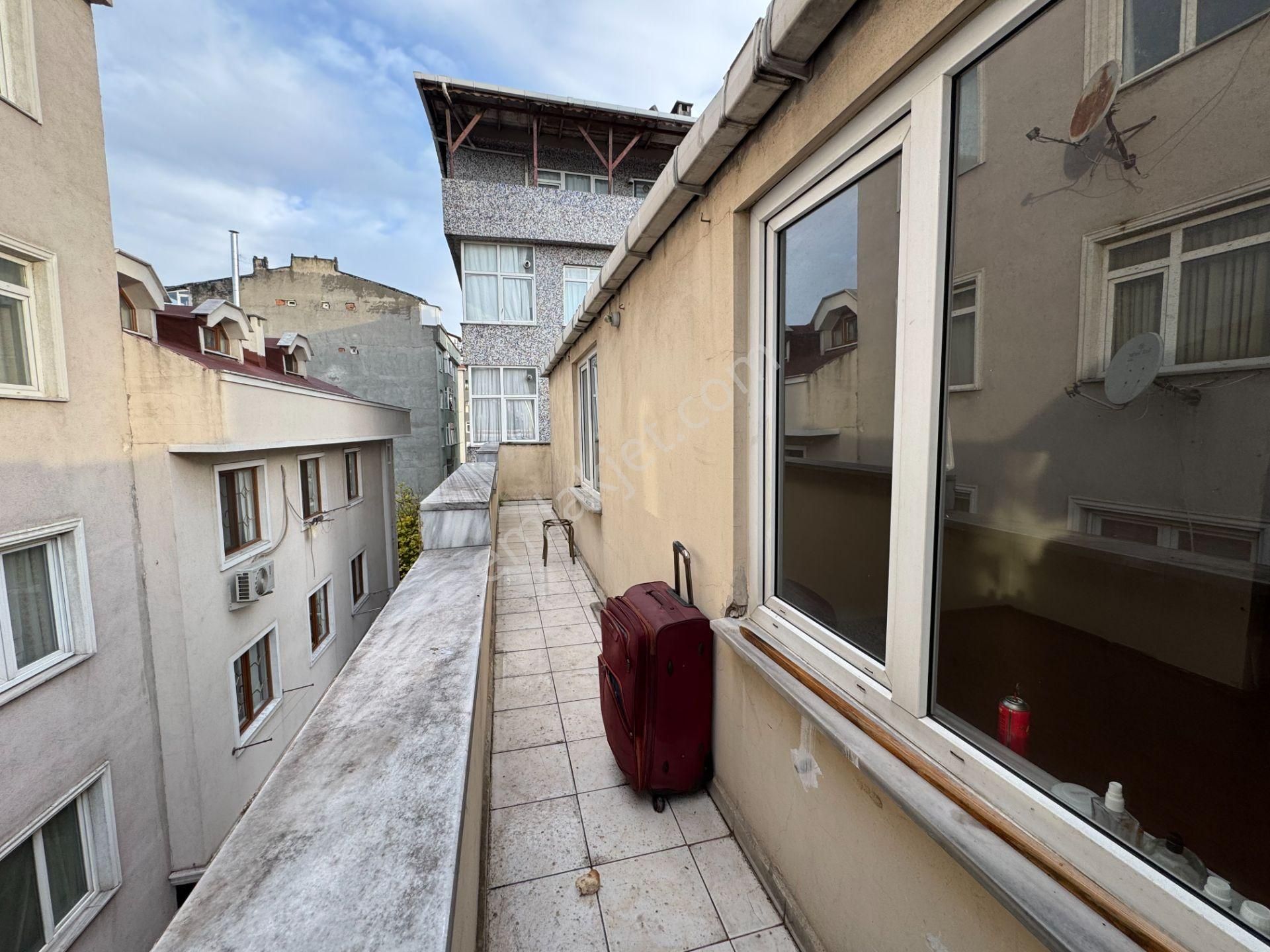 Next House'dan, Cumhuriyet'te 2+1 Geniş Kiralık Daire - Görsel 19