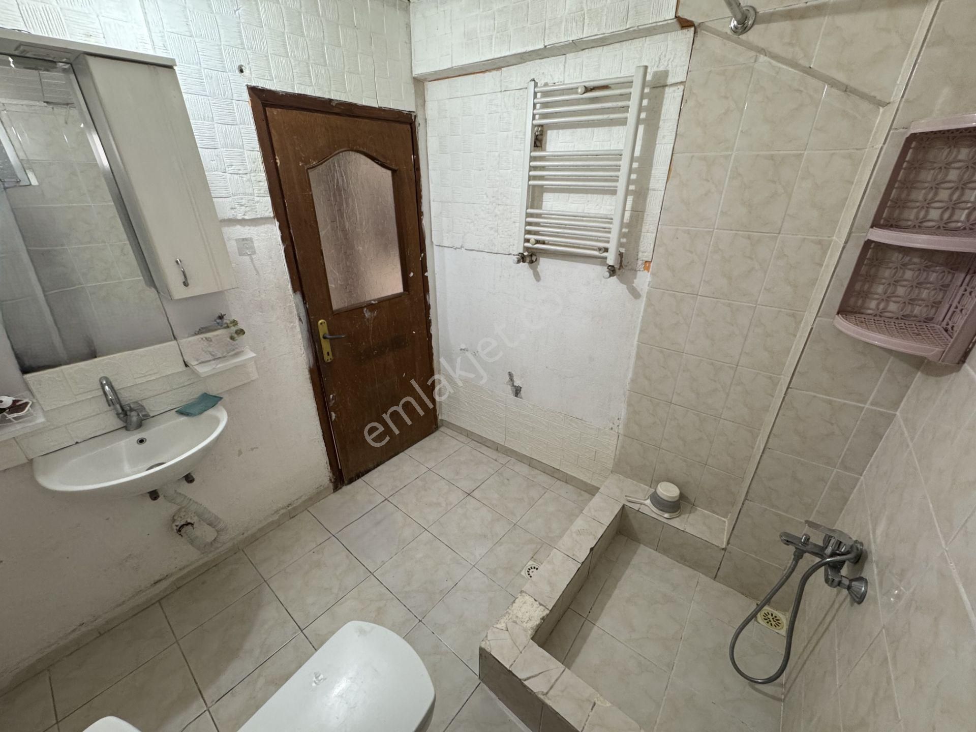 Next House'dan, Cumhuriyet'te 2+1 Geniş Kiralık Daire - Görsel 11