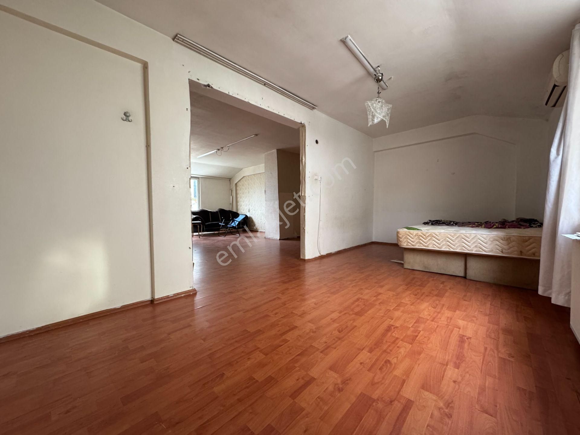 Next House'dan, Cumhuriyet'te 2+1 Geniş Kiralık Daire - Görsel 5