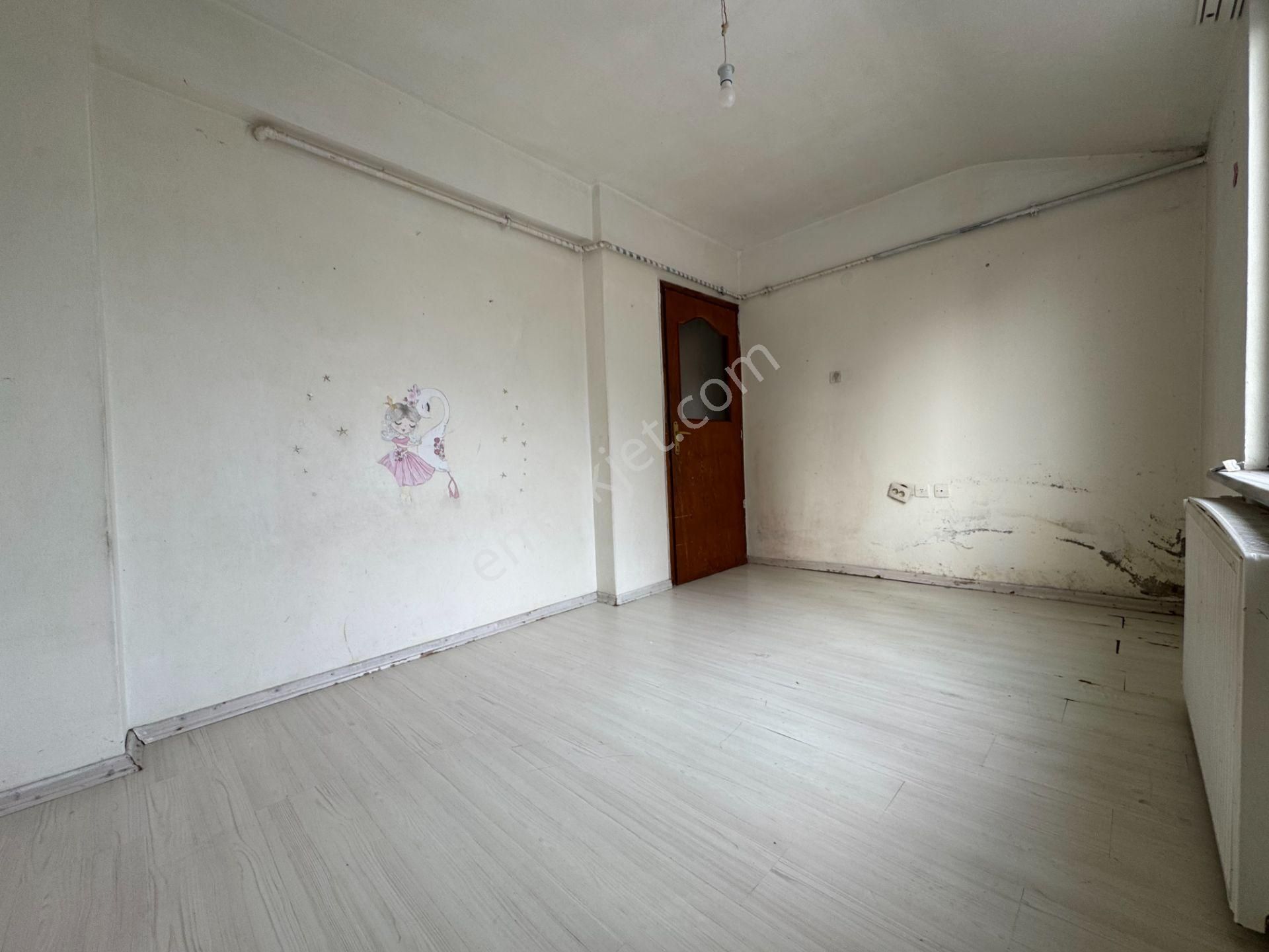 Next House'dan, Cumhuriyet'te 2+1 Geniş Kiralık Daire - Görsel 14