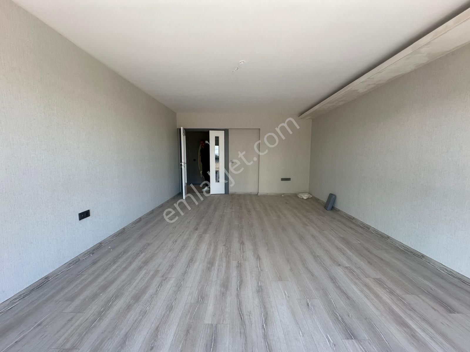 Karacaörende 4+1 Sıfır Asansörlü Giyinme Odalı Site İçerisinde Satılık Daire - Görsel 7