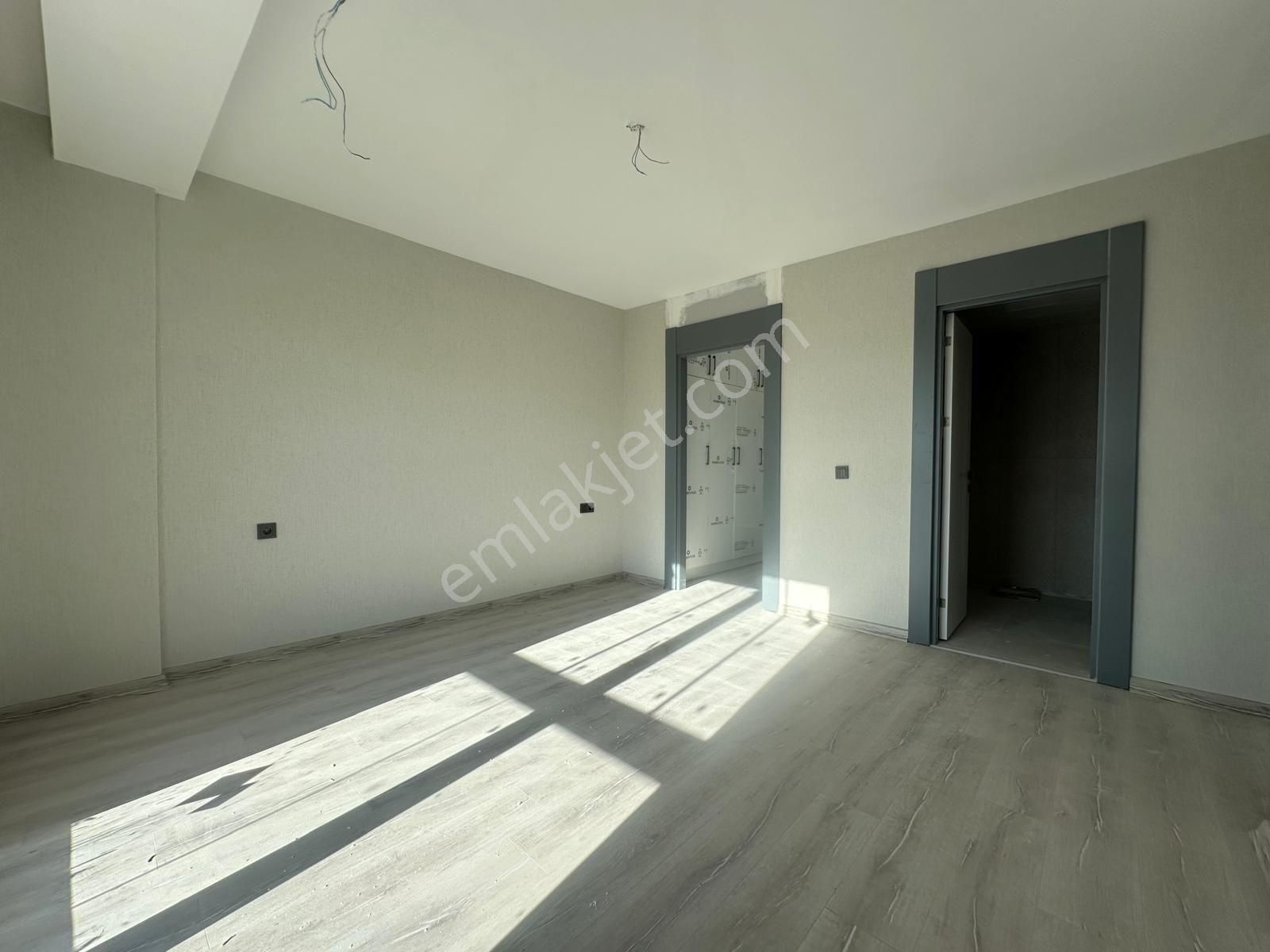 Karacaörende 4+1 Sıfır Asansörlü Giyinme Odalı Site İçerisinde Satılık Daire - Görsel 14