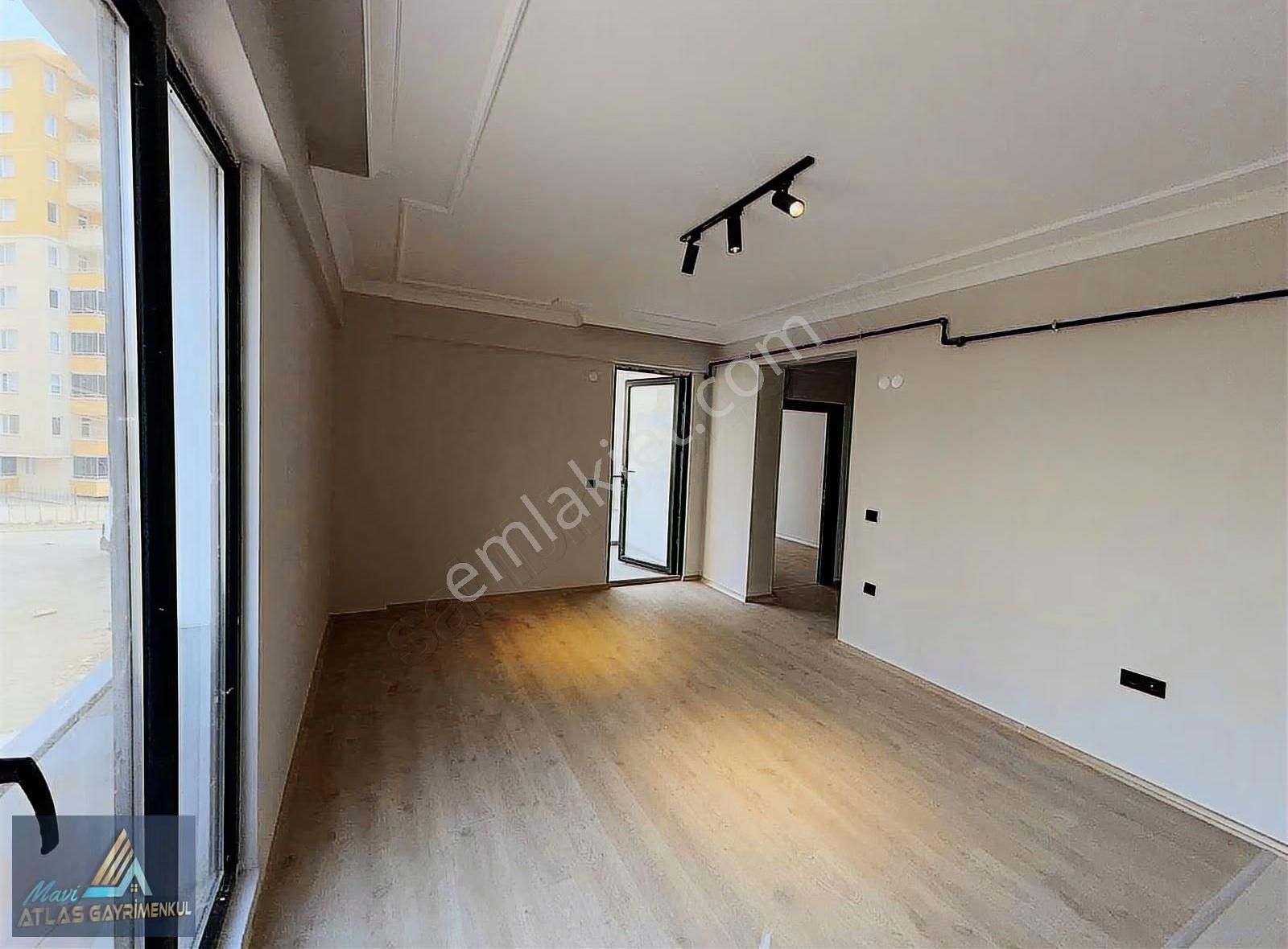 Tramvaya Sahile Yürüme Mesafesinde Lüks 1+1 Daire - Görsel 6