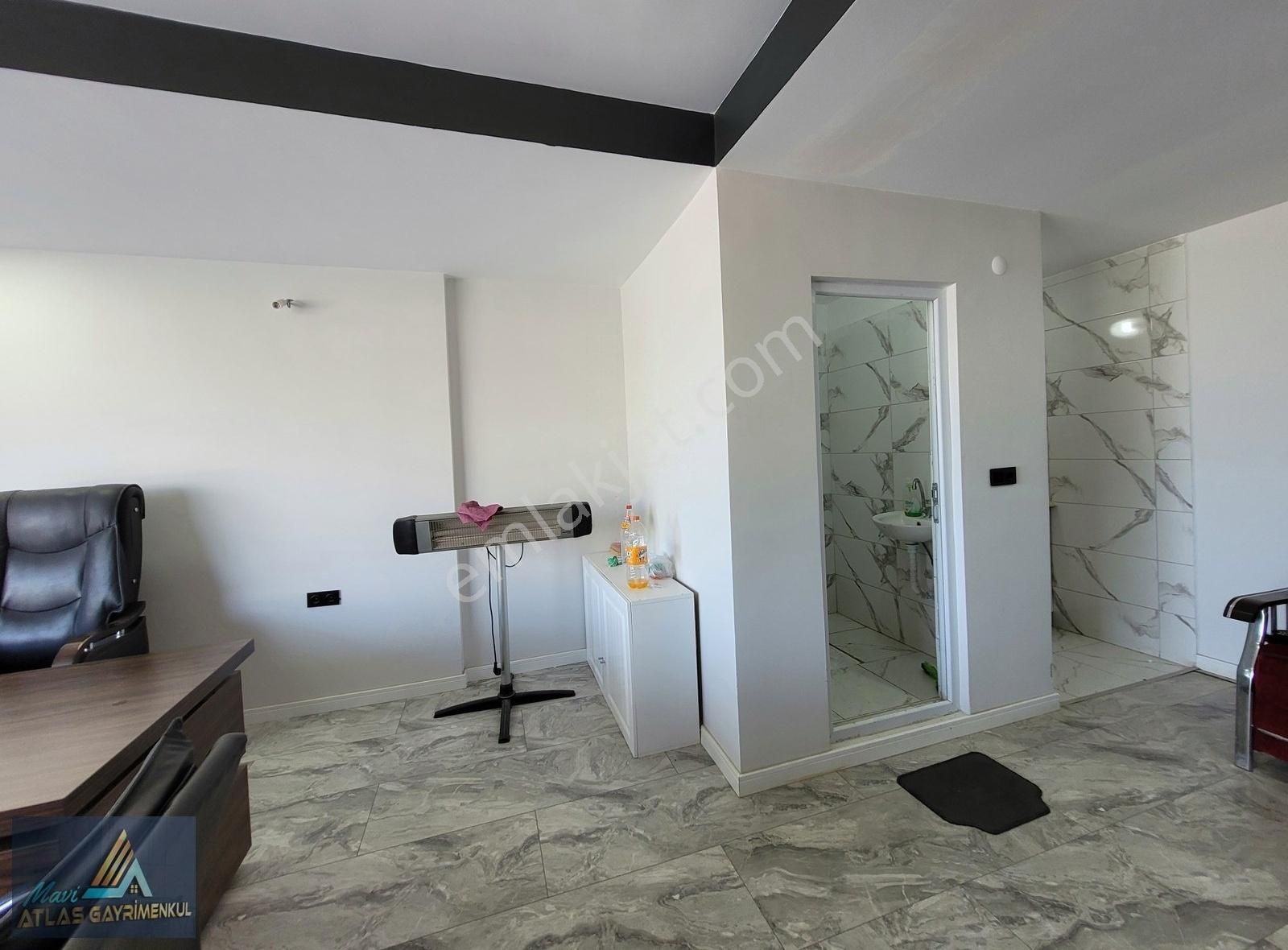 Mavi Atlastan Atakum Körfez De Satılık İşyeri