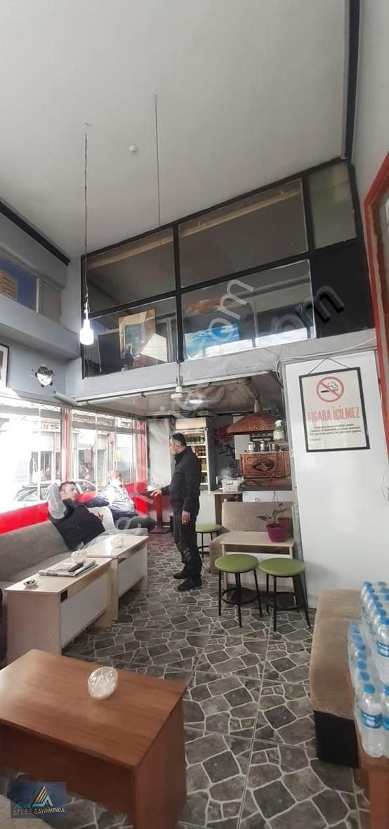 Mavi Atlas'tan İlkadım Merkezi Konumda Satılık Dükkan - Görsel 3