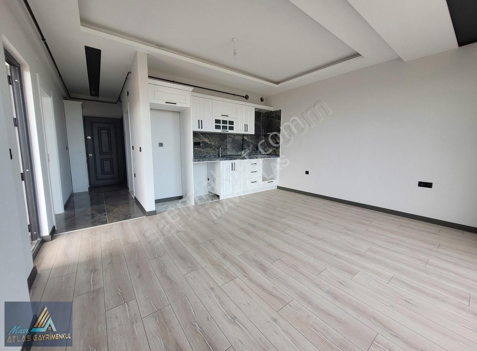 Mavi Atlastan Körfez De Deniz Manzaralı Satılık 1+1 Daireler - Görsel 19