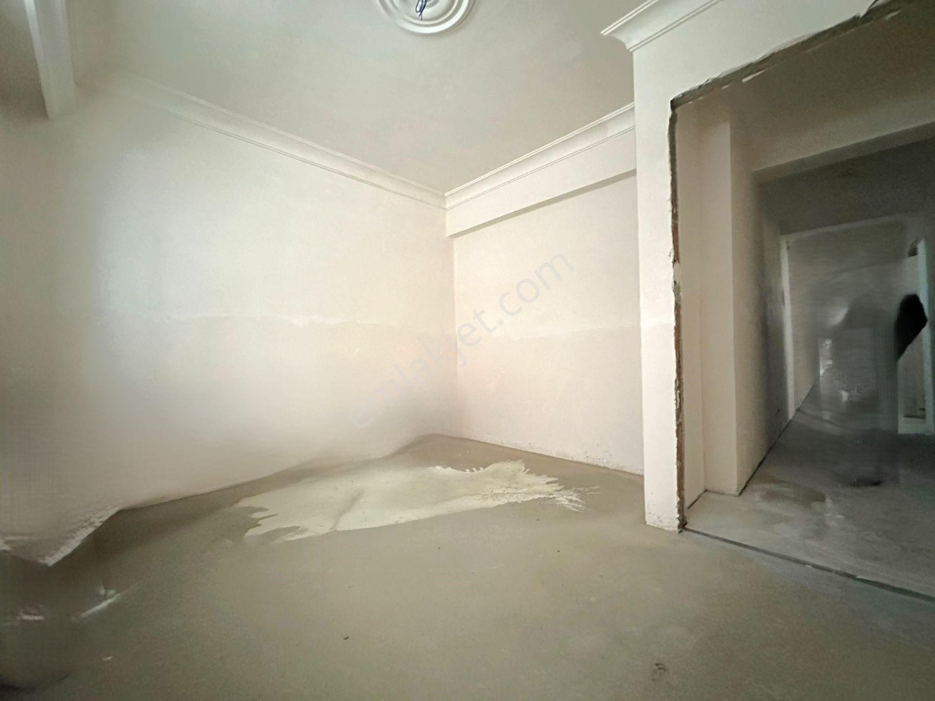 Bahçelievler Yaylada Sıfır Binada Satılık 2+1 Bahçe Katı