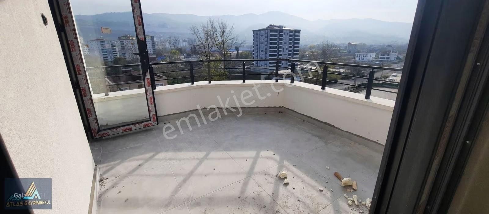 Mavi Atlas Gayrimenkulden Satılık 3+1 Lüks Daire - Görsel 6