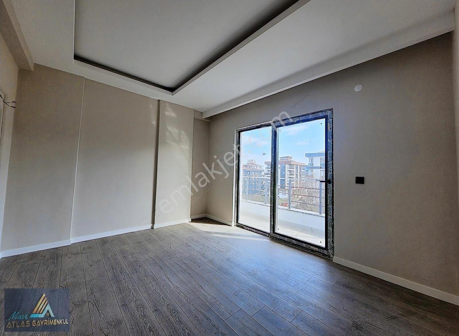 Mavi Atlastan Atakum Da Sahile Yakın Satılık Sıfır 2+1 Daireler - Görsel 11