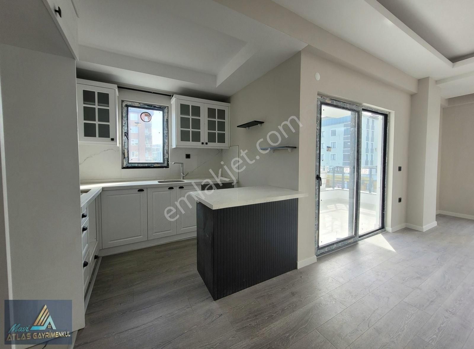 Mavi Atlastan Atakum Da Sahile Yakın Satılık Sıfır 2+1 Daireler - Görsel 6