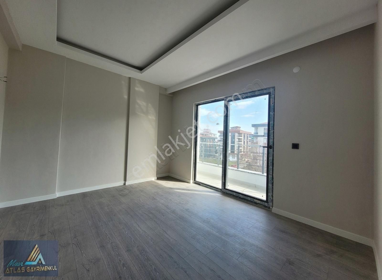 Mavi Atlastan Atakum Da Sahile Yakın Satılık Sıfır 2+1 Daireler - Görsel 4