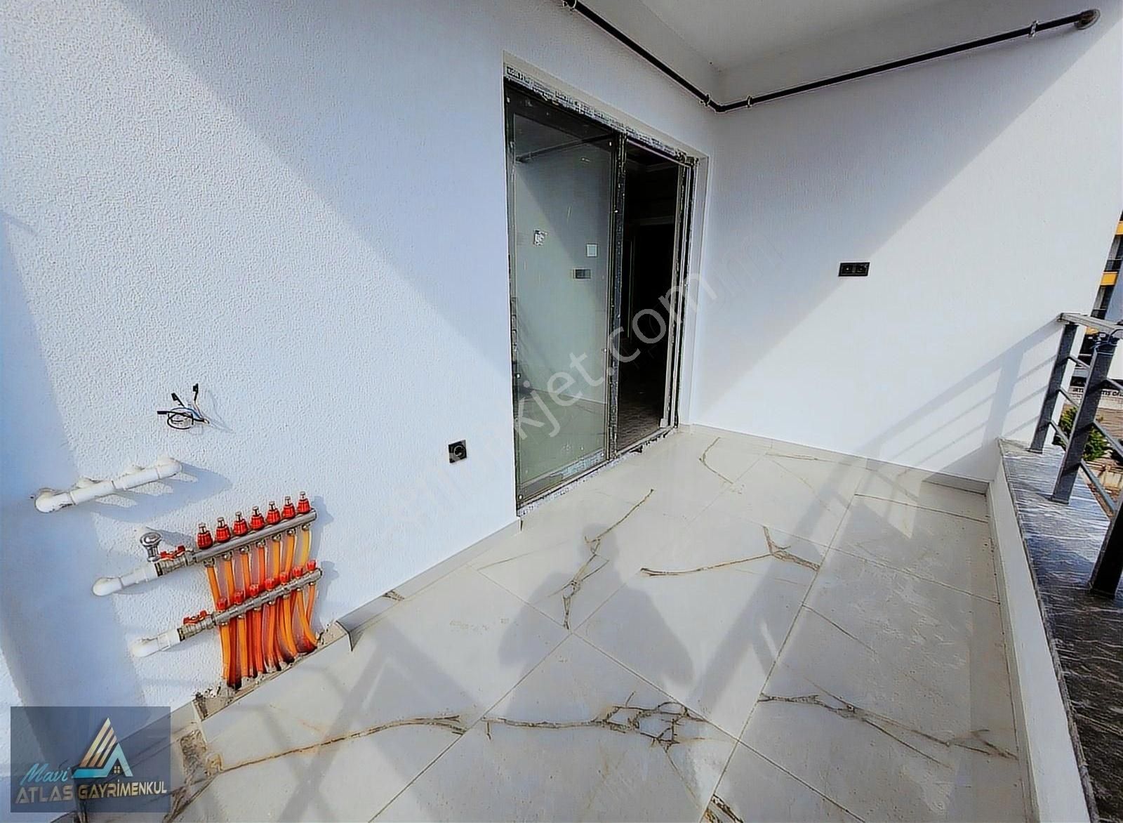 Mavi Atlastan Atakum Da Sahile Yakın Satılık Sıfır 2+1 Daireler - Görsel 21