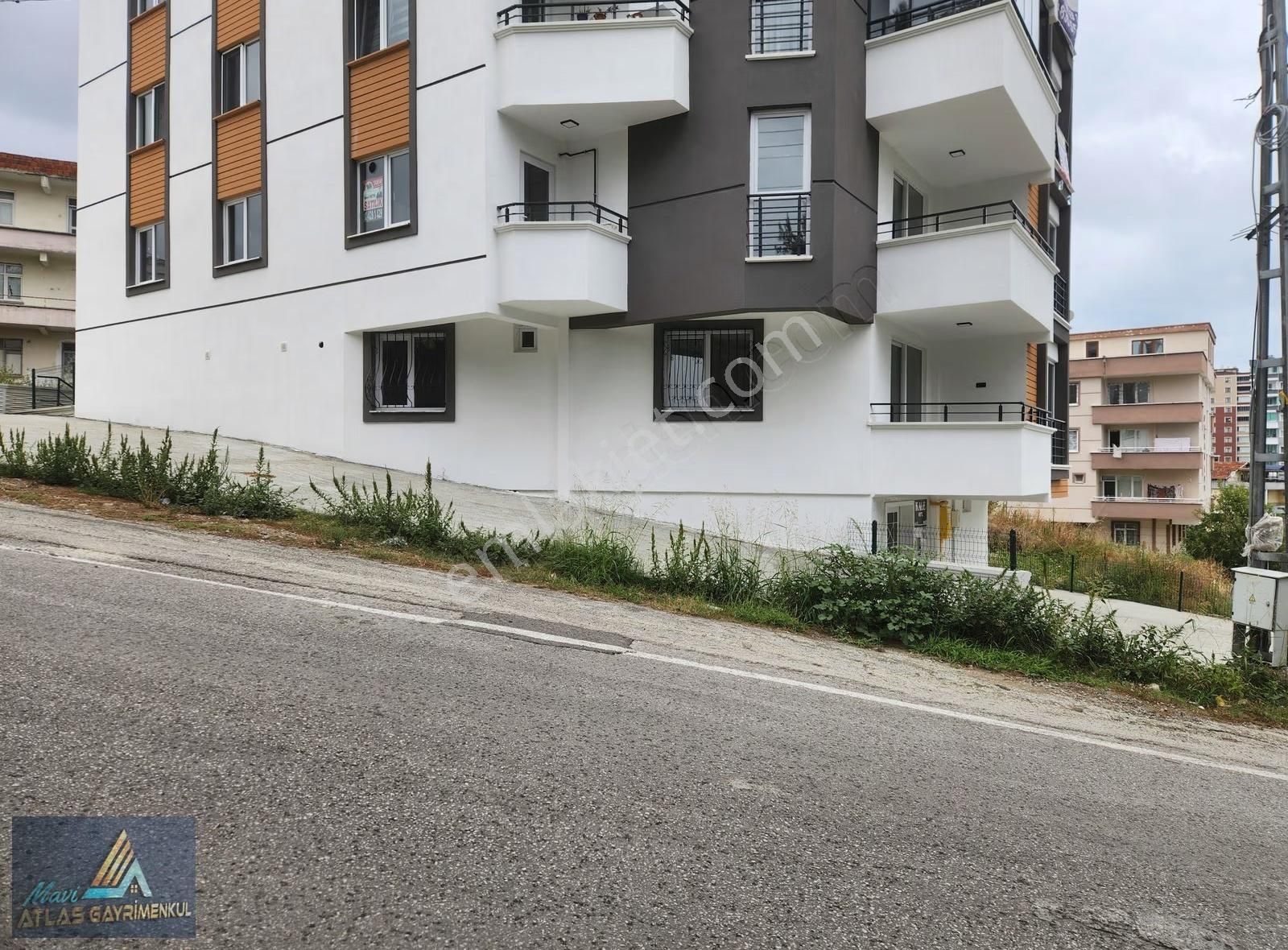 Mavi Atlas'tan Karasamsun'da Satılık Sıfır İskanlı 2+1 Daire - Görsel 15