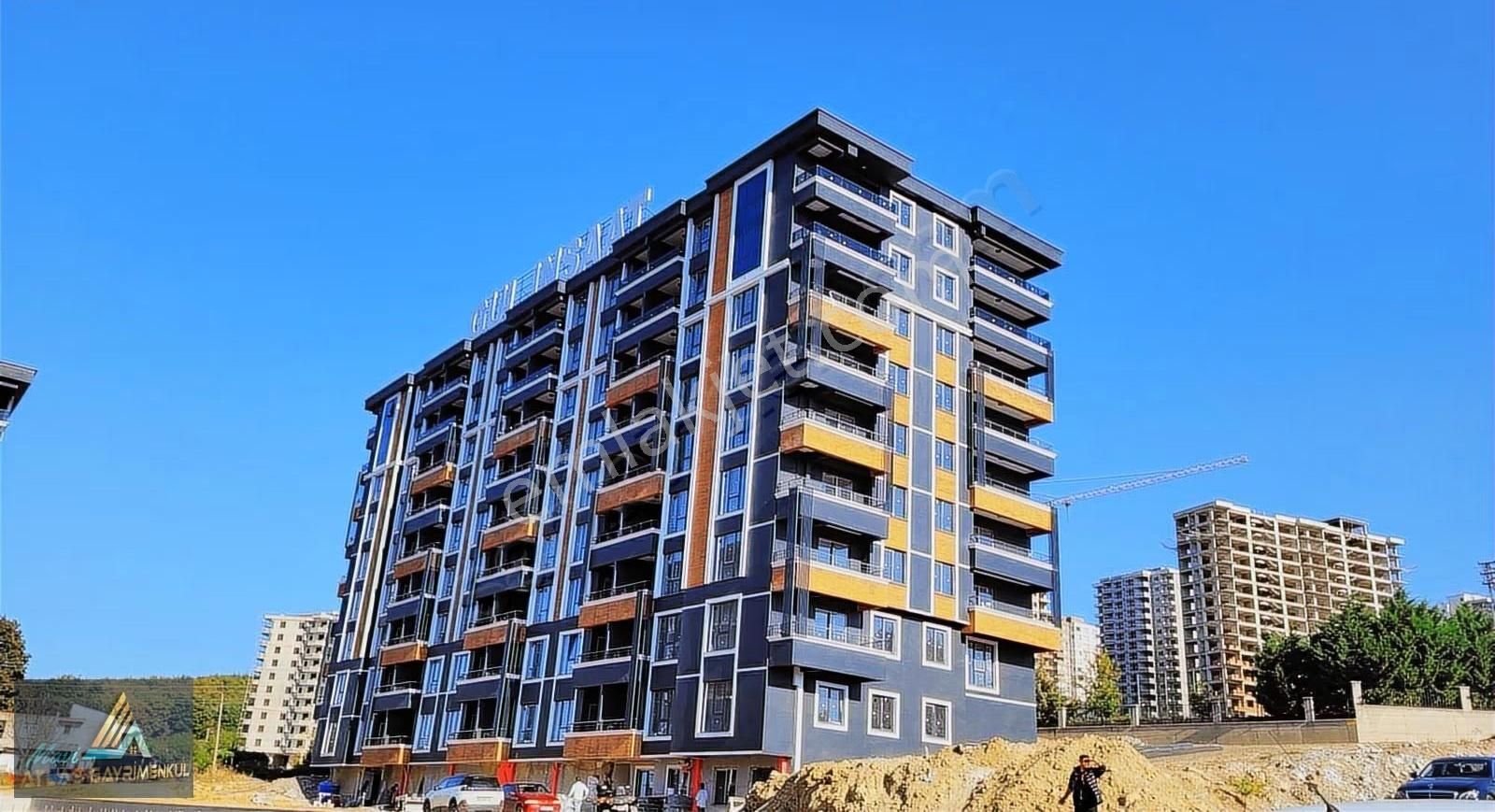 Mavi Atlas'tana Atakum Da Site İçinde Havuzlu Satılık 1+1 Daire