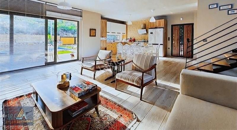 Muğla Bodrum Güvercinlik'de Denize 180 M Havuzlu Villa - Görsel 12