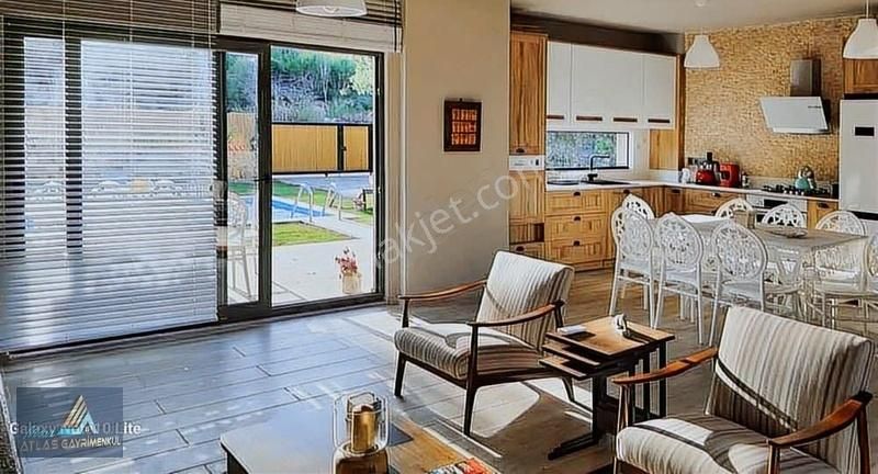 Muğla Bodrum Güvercinlik'de Denize 180 M Havuzlu Villa - Görsel 13