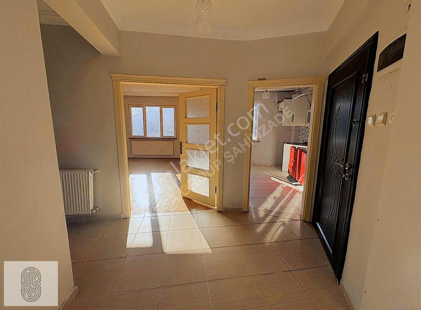 Akçaabat Merkez De 3+1 Kiralık Daire - Görsel 2