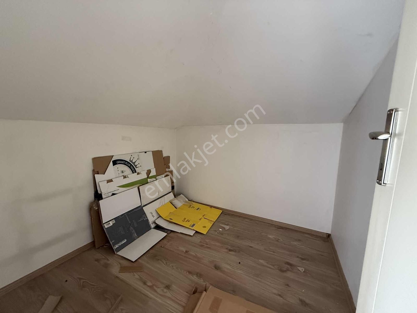 Yön Grouptan Ömercikler Mh Kiralık 3+1 Dubleks - Görsel 10