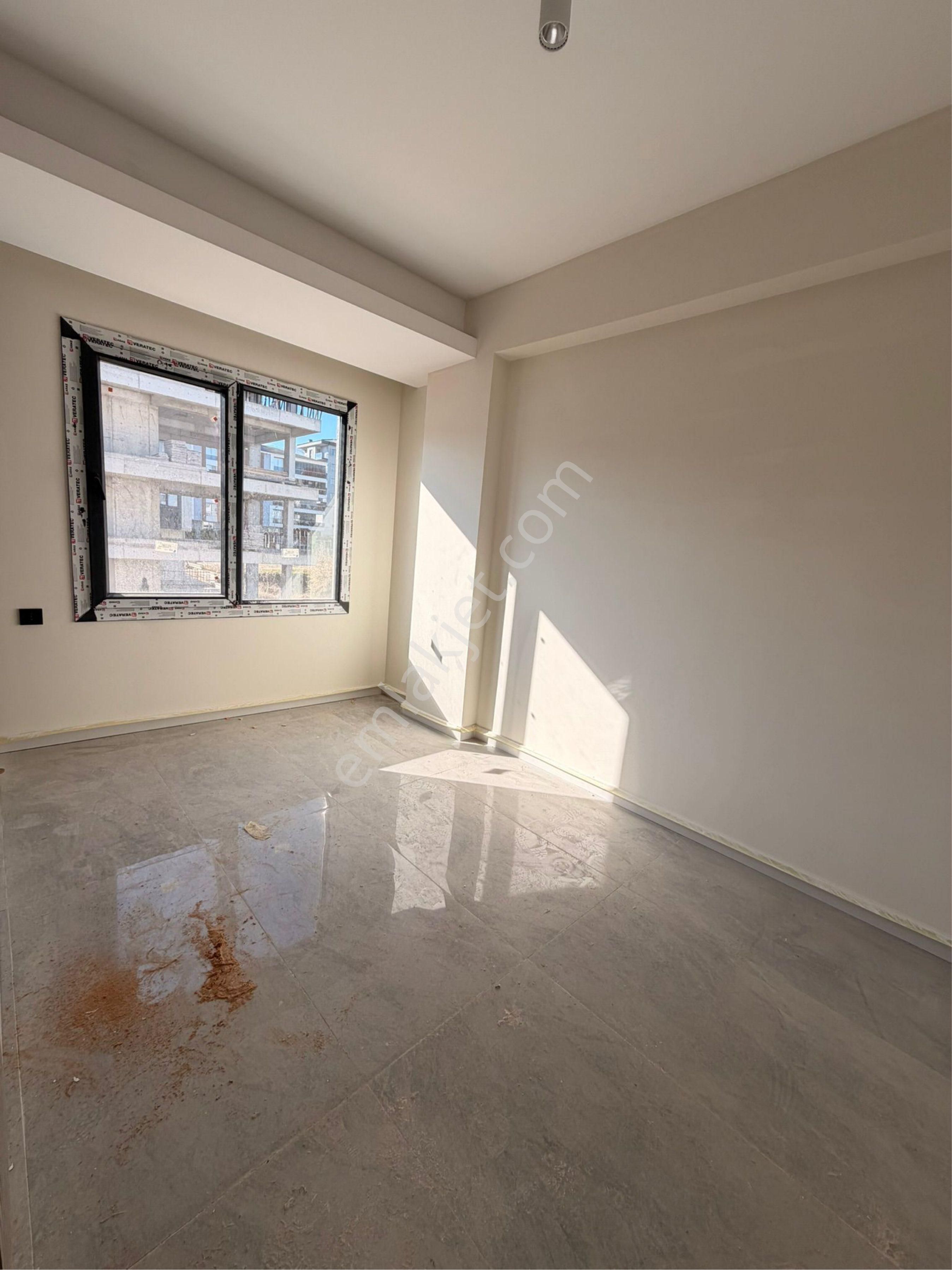 Karahasanlıda Arakat Asansörlü Balkonlu Şehir Hastane Yakını 1+1 Apart Satılık - Görsel 10