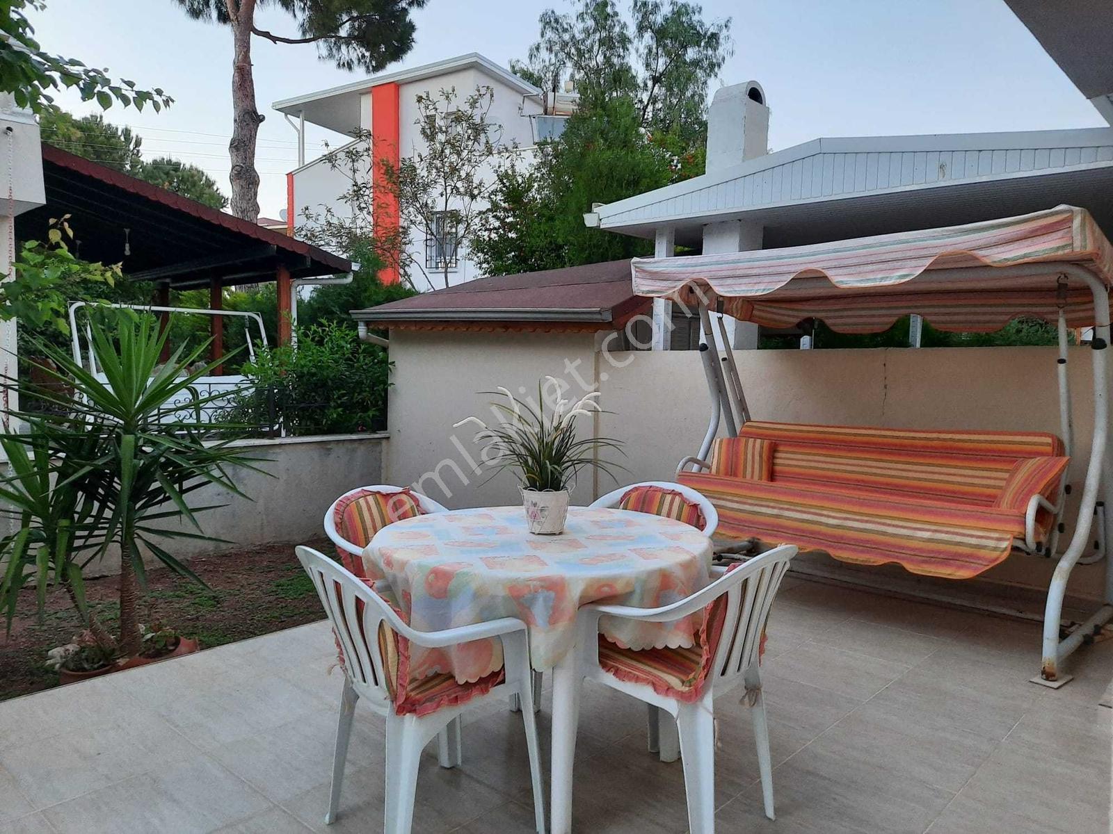 Altınkum Mah'nde Yeşilkent Sit Denize 300m Bitişik Nizam Villa - Görsel 15