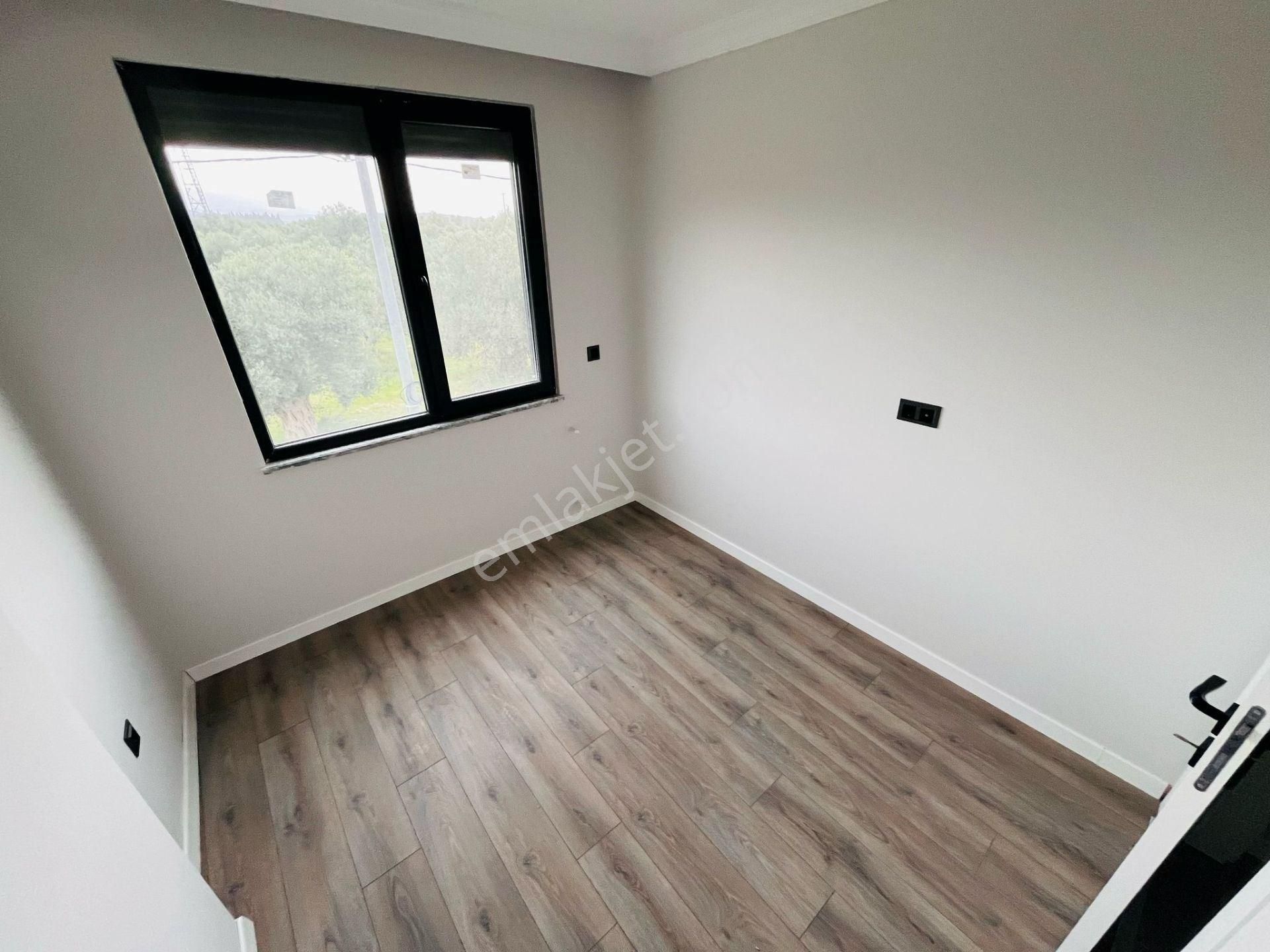 Yükselden Gürede Huzur Ve Sağlık Dolu Konumda 4+1 Lüks Villa - Görsel 4