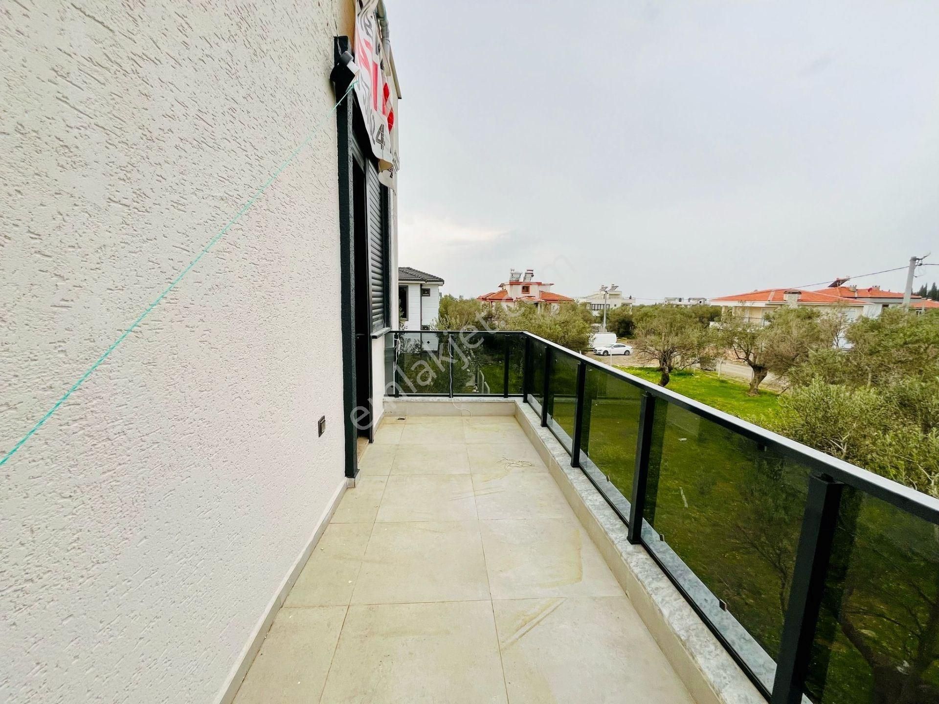 Yükselden Gürede Huzur Ve Sağlık Dolu Konumda 4+1 Lüks Villa - Görsel 18