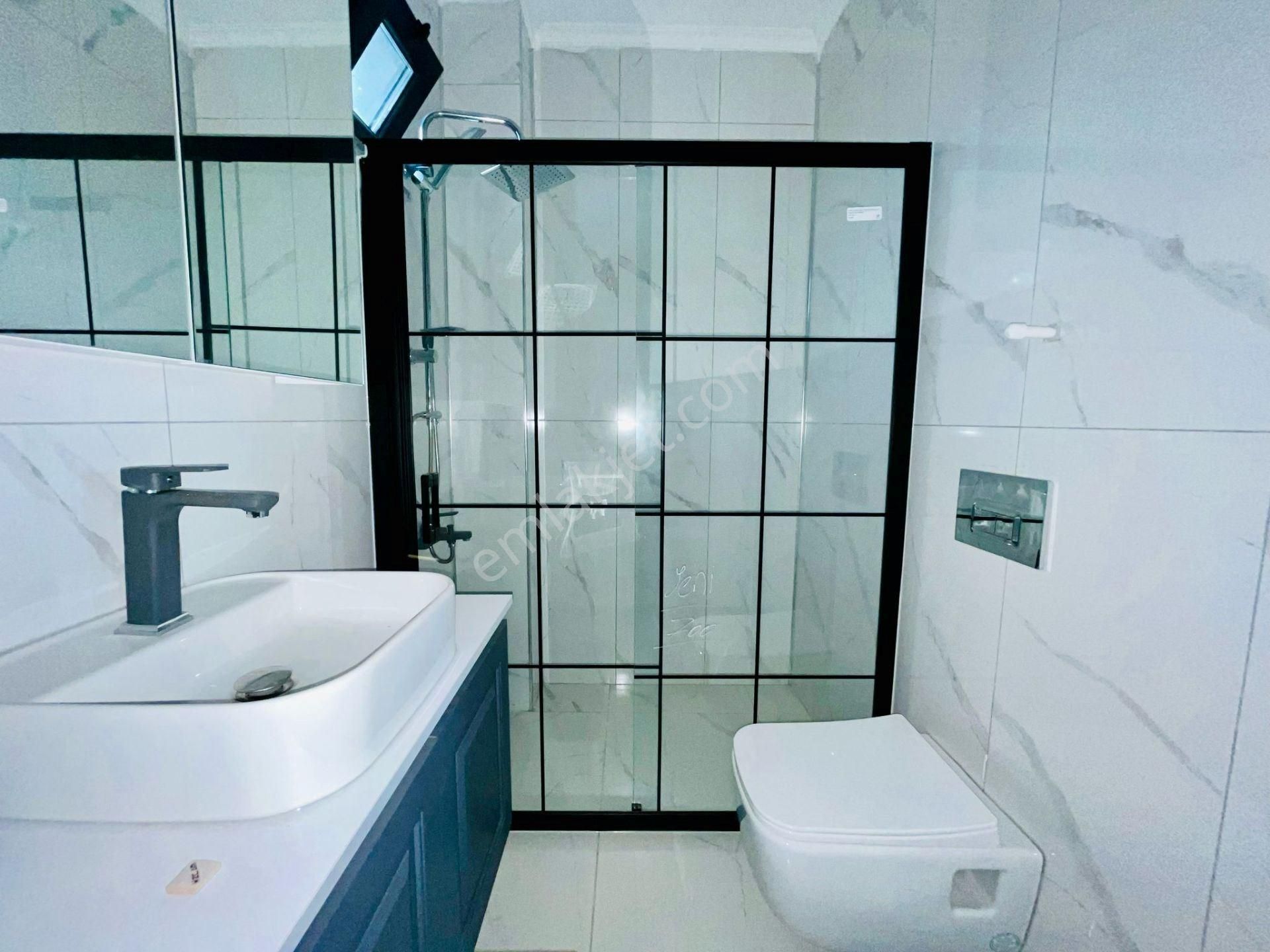 Yükselden Gürede Huzur Ve Sağlık Dolu Konumda 4+1 Lüks Villa - Görsel 26