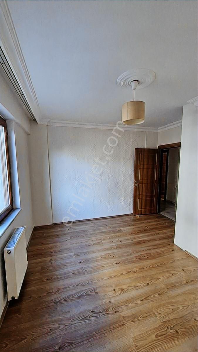 İsmet İnönü Caddesi Üzerinde | Geniş 3+1 | Ara Kat | Çift Balkon - Görsel 8