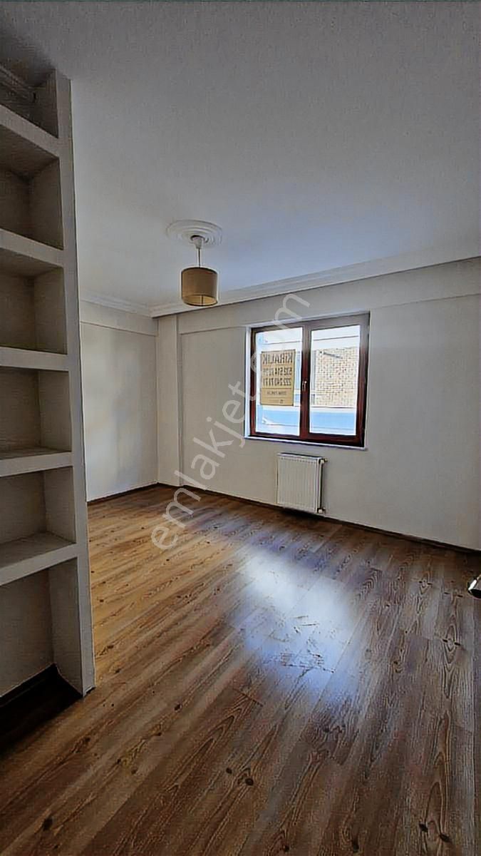 İsmet İnönü Caddesi Üzerinde | Geniş 3+1 | Ara Kat | Çift Balkon - Görsel 14