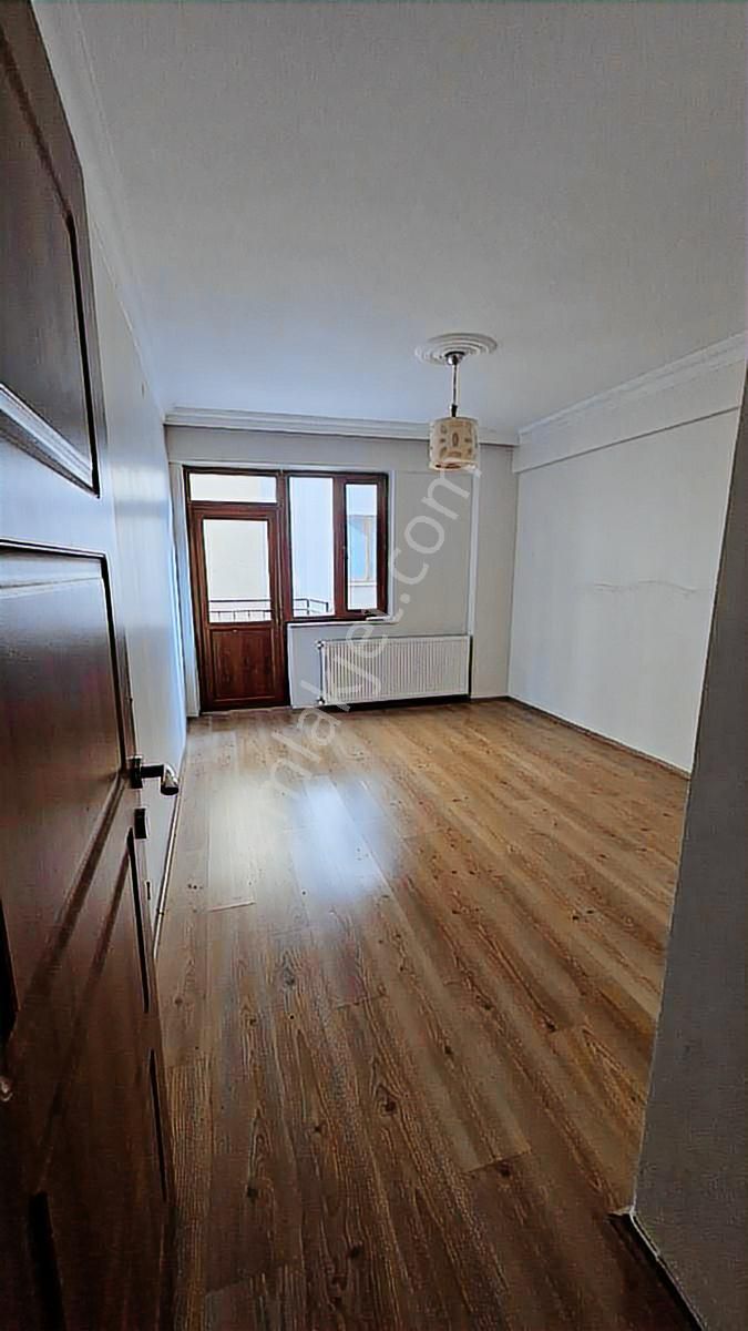 İsmet İnönü Caddesi Üzerinde | Geniş 3+1 | Ara Kat | Çift Balkon - Görsel 22