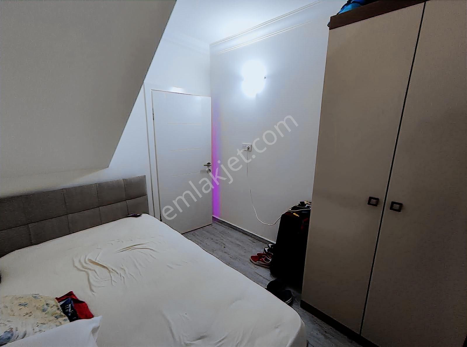 Çamlık Mah'nde İçi Komple Yenilenmiş 3+1 Ayrı Mutfaklı Dubleks - Görsel 35