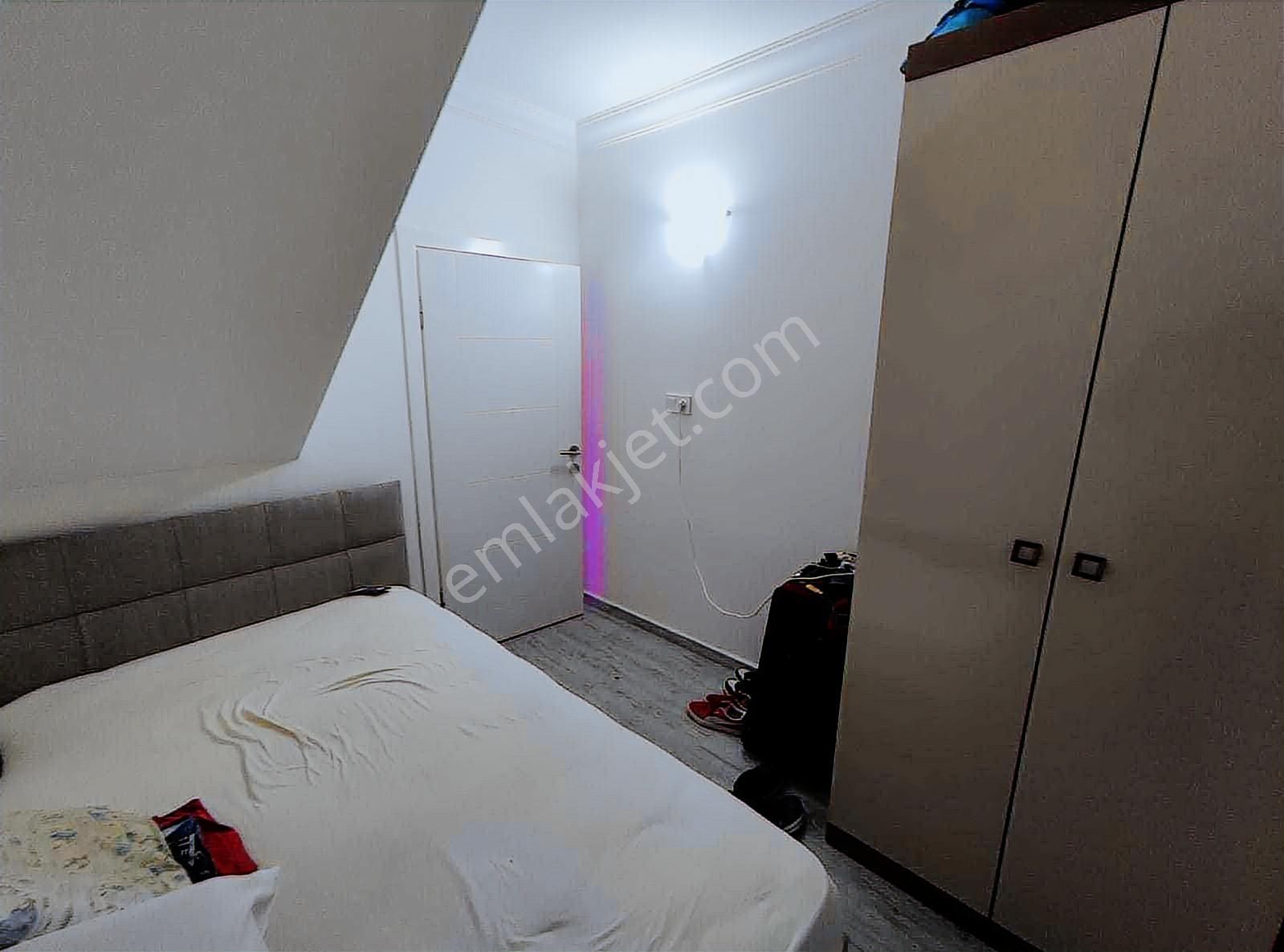 Çamlık Mah'nde İçi Komple Yenilenmiş 3+1 Ayrı Mutfaklı Dubleks - Görsel 3