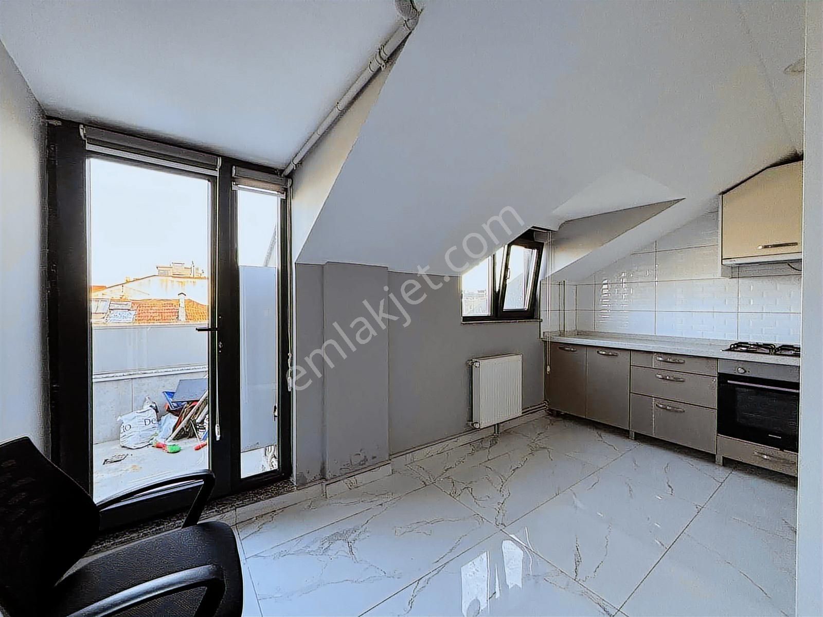 Bakırköy De 2020 Yapımı 20m2 Teraslı 160m2 5+1 Asansörlü - Görsel 18