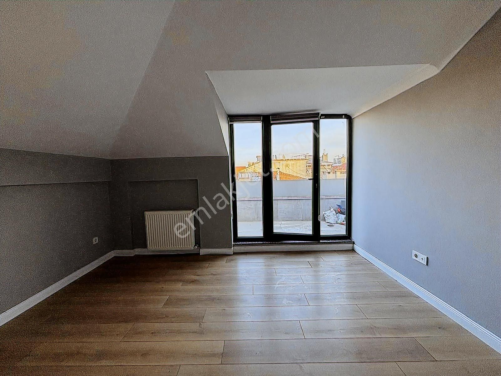 Bakırköy De 2020 Yapımı 20m2 Teraslı 160m2 5+1 Asansörlü - Görsel 15