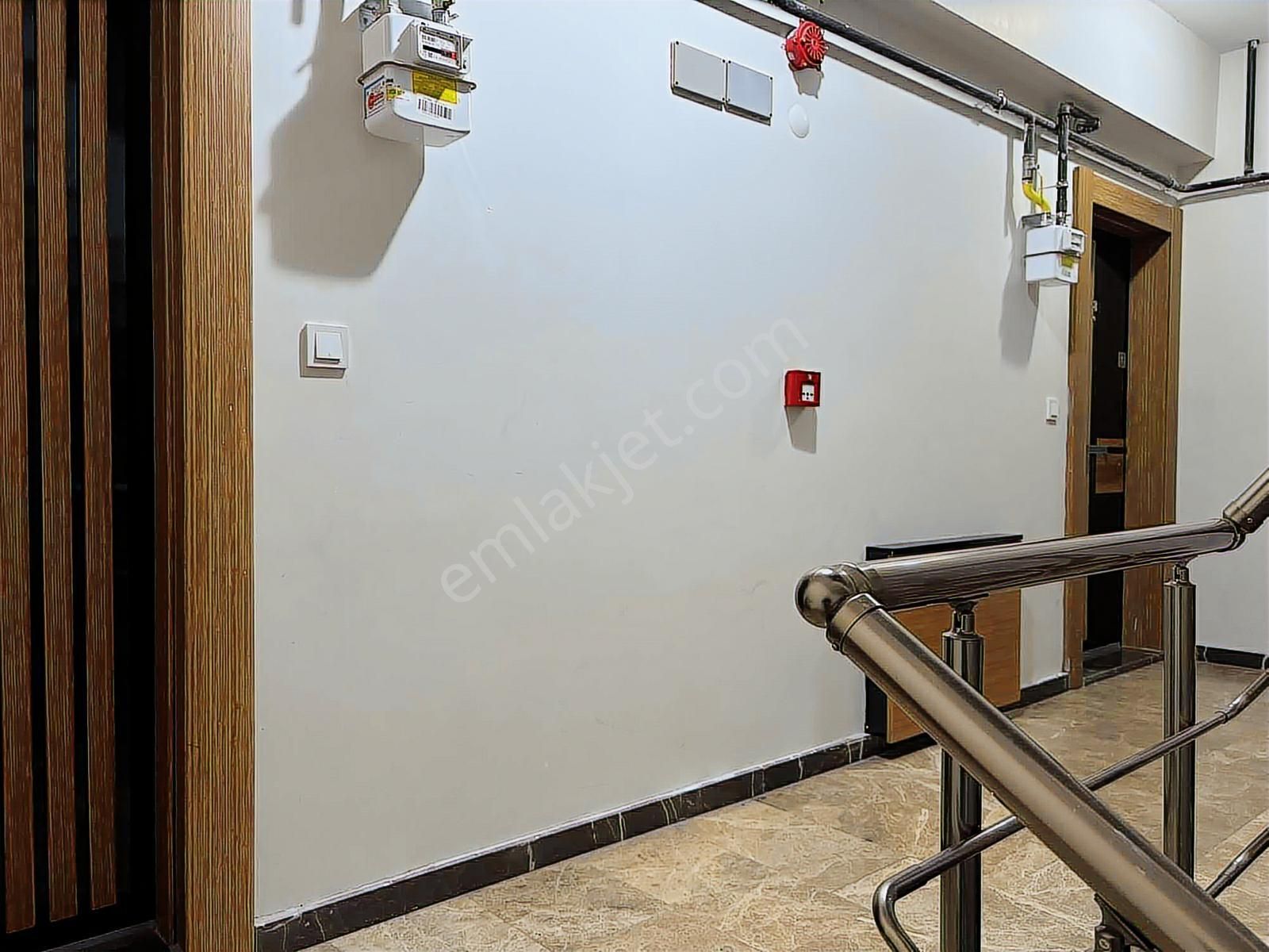 Bakırköy De 2020 Yapımı 20m2 Teraslı 160m2 5+1 Asansörlü - Görsel 26