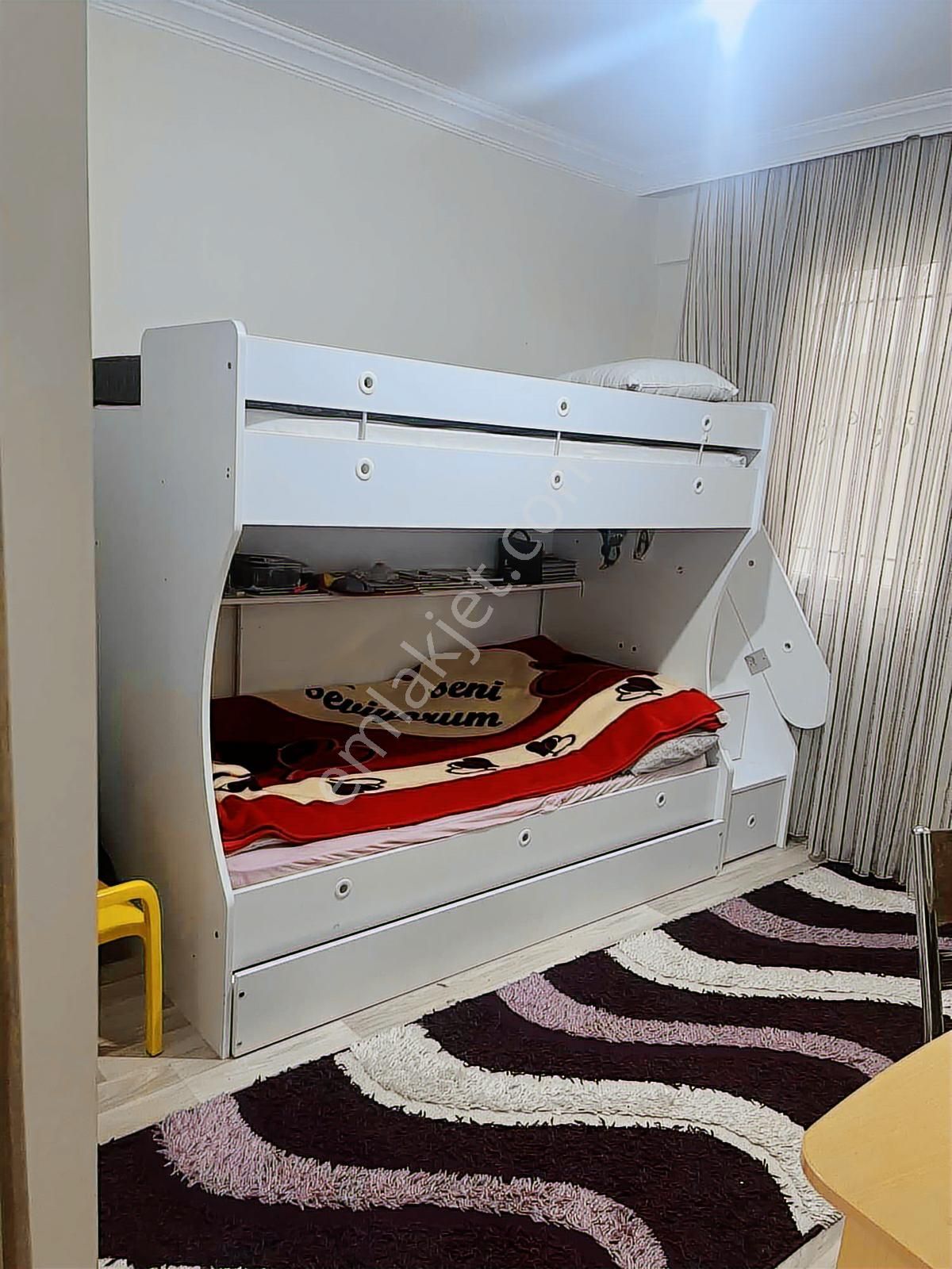 Günlükbaşında Satılık Geniş Ara Kat Daire - Görsel 9