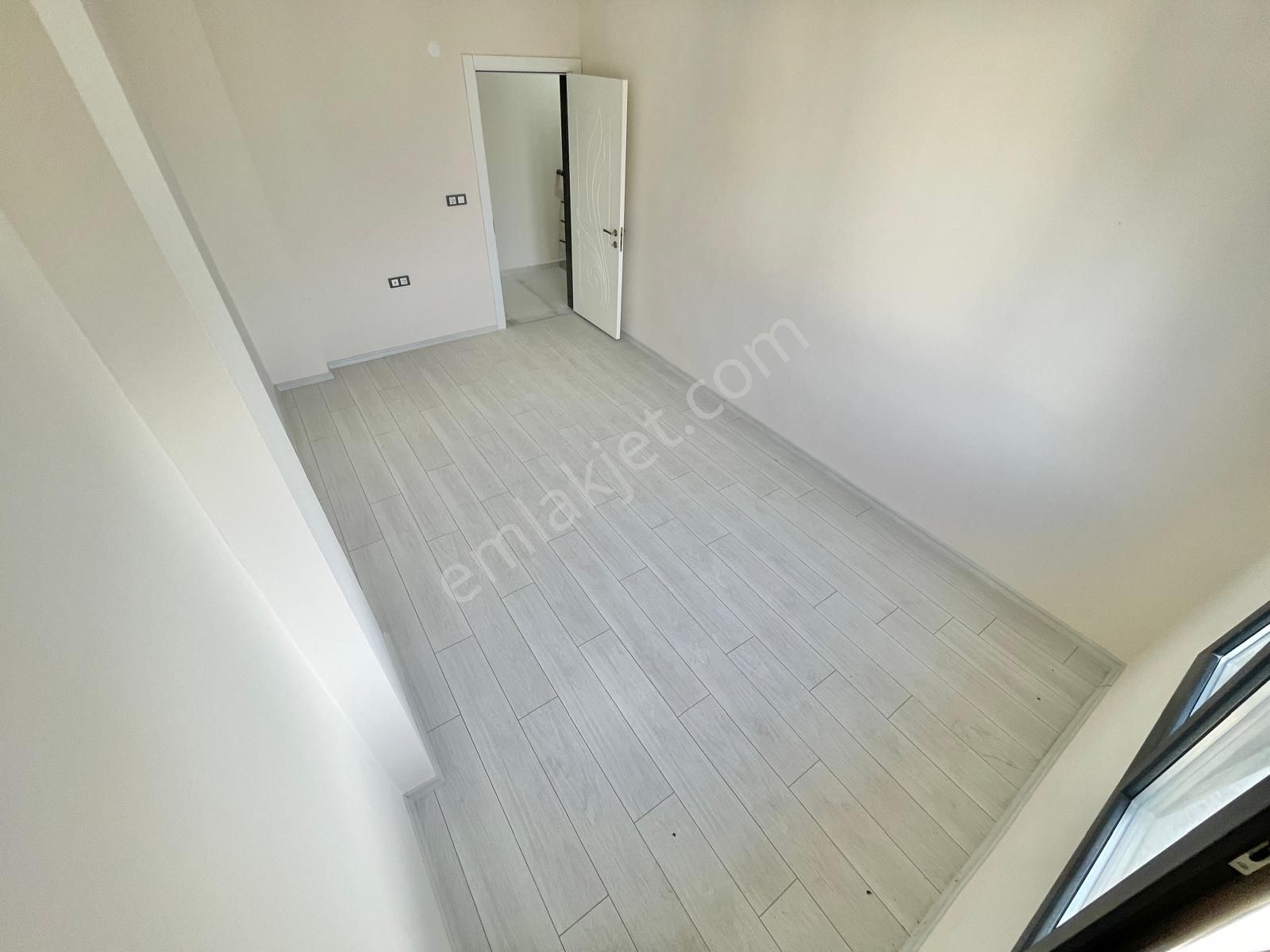Berkay Demirel'den İkizçayda Teras Manzaralı Sıfır 4+1 Daire - Görsel 26