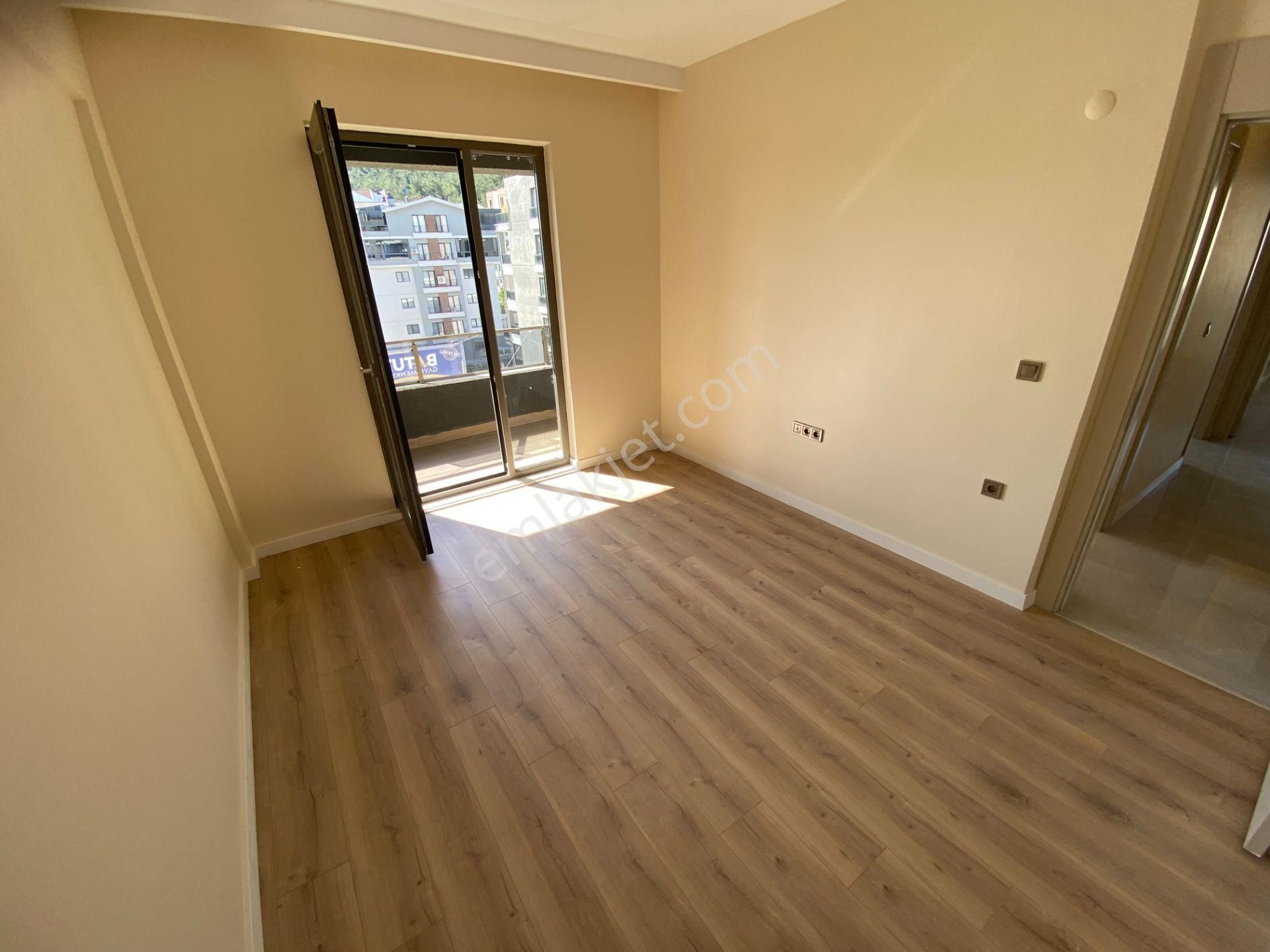 Nilüfer 30 Ağustos Zafer Kayapada Kiralık 4+1 Daire - Görsel 6