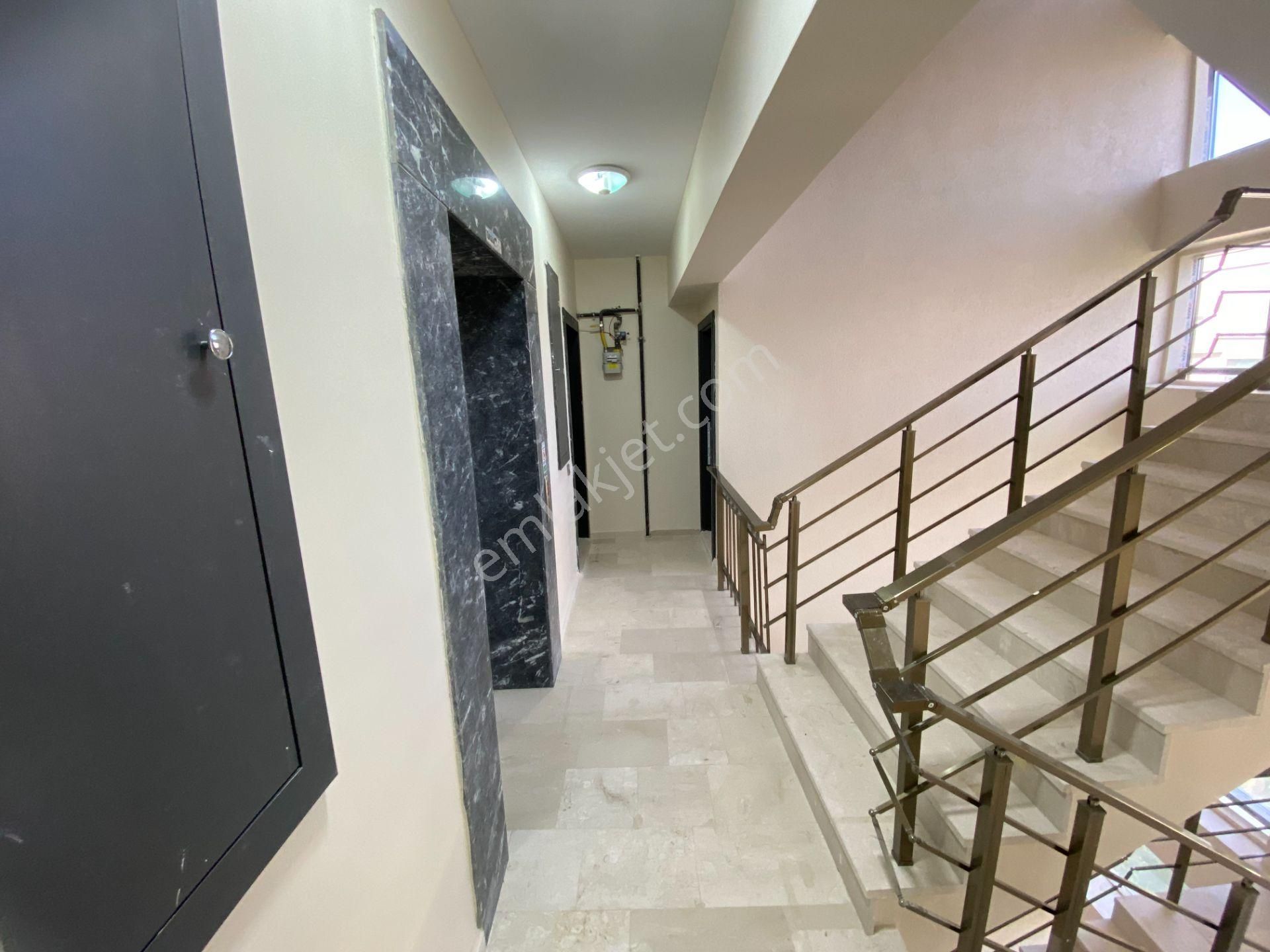 Nilüfer 30 Ağustos Zafer Kayapada Kiralık 4+1 Daire - Görsel 27