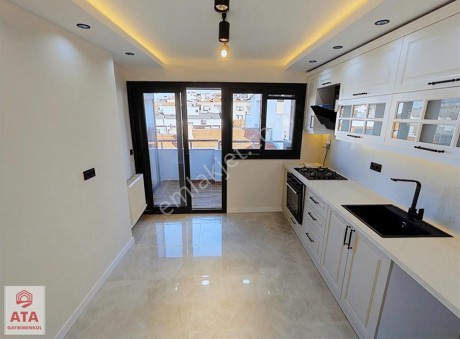 Hatay Metro Yakını 3+1 Deniz Manzaralı Full Tadilatlı Satılık - Görsel 12