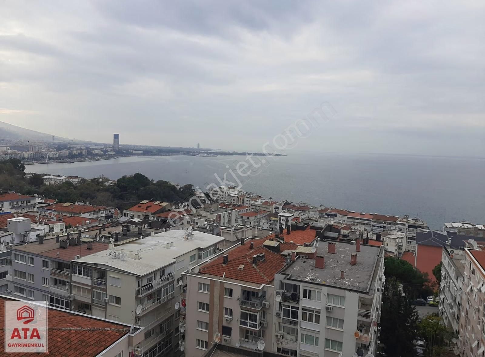 İnönü Caddesinde Full Deniz Manzaralı Satılık Kupon Daire