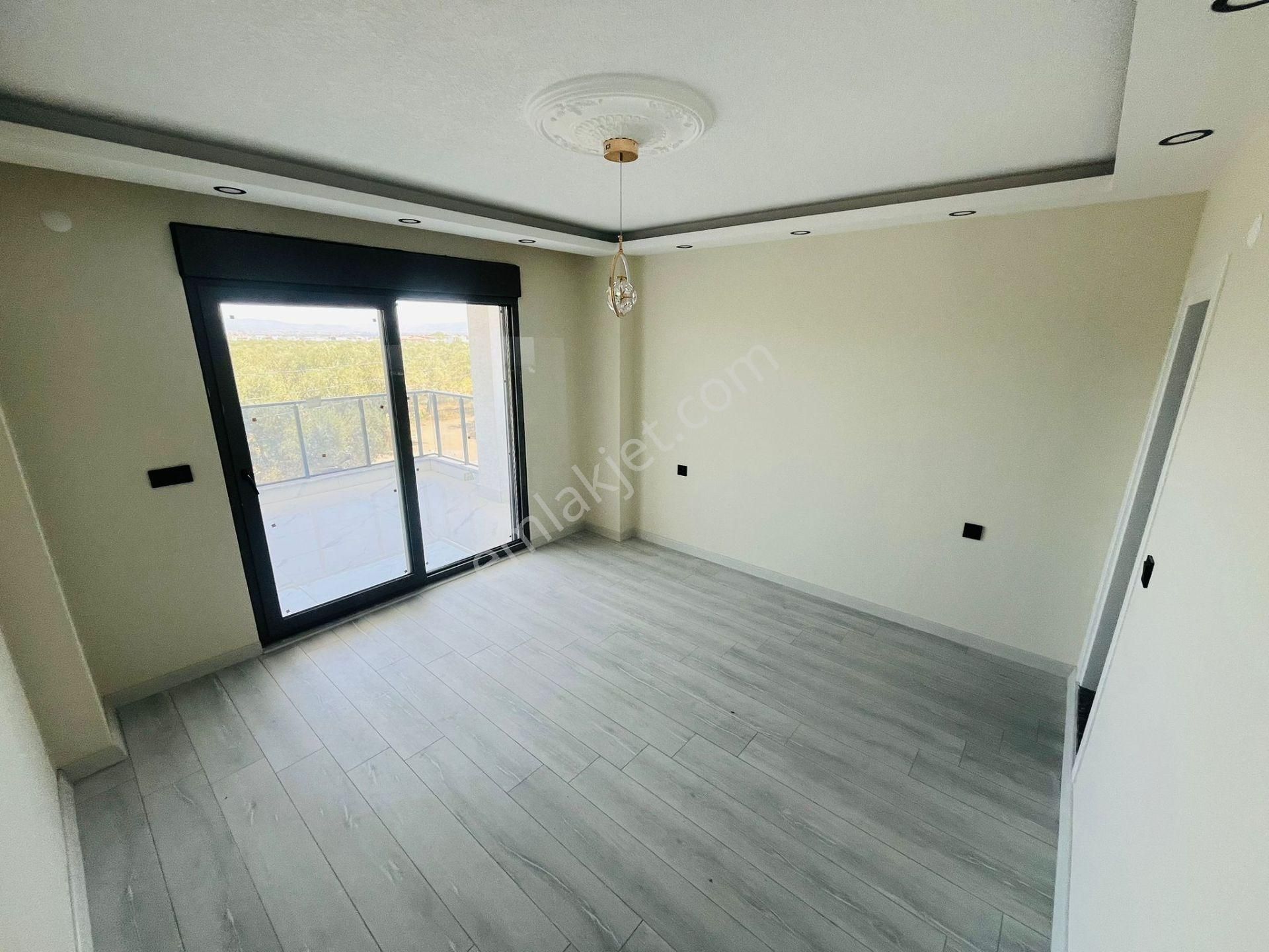 Yüksel'den Güre'de Satılık Ayrı Mutfaklı Geniş Teraslı Ultra Lüks 4+1'villa - Görsel 24