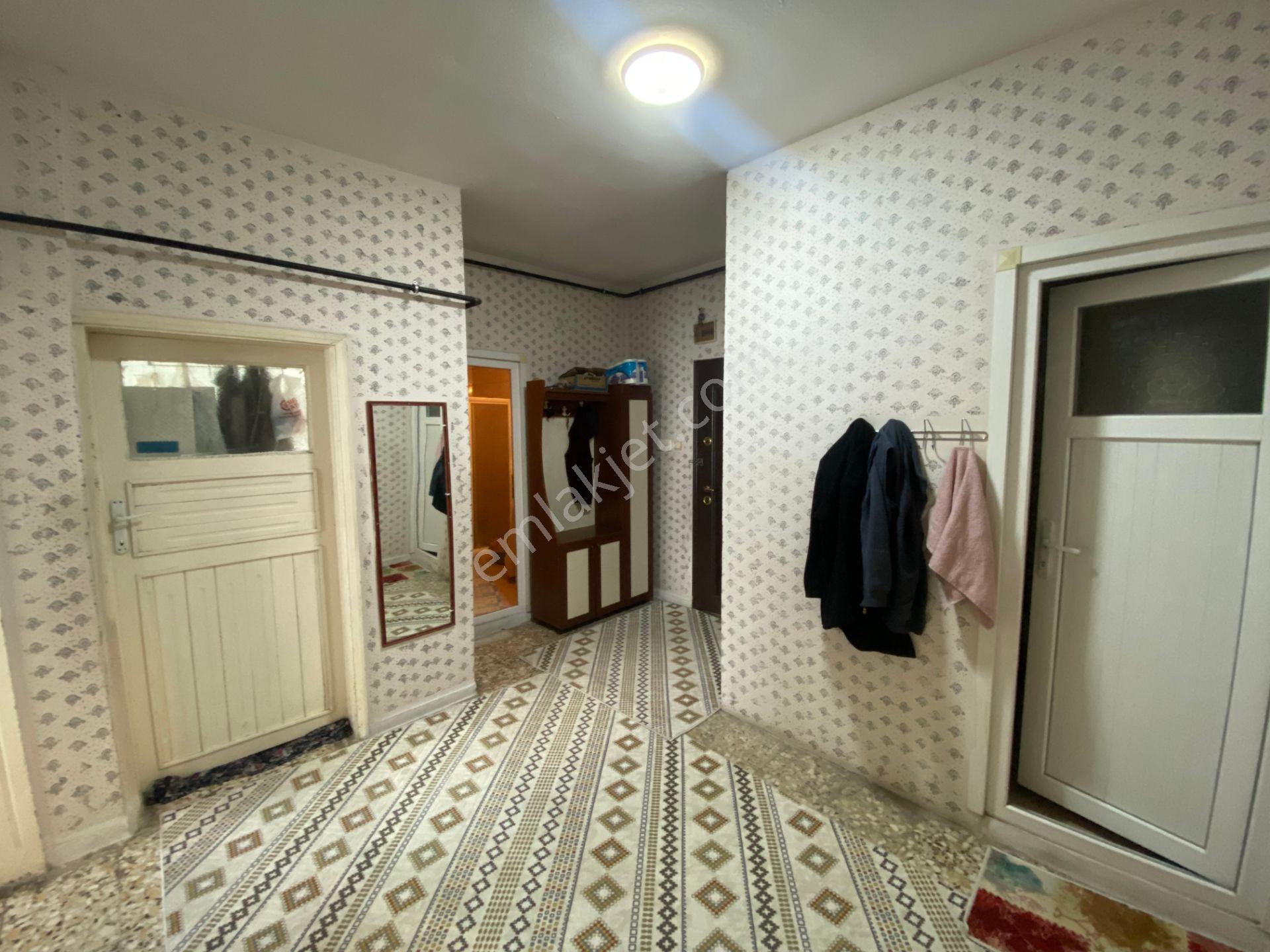 Prestij'den Sağlık'ta Ayrı Mutfak Geniş Oturumlu 2+1 Daire - Görsel 18