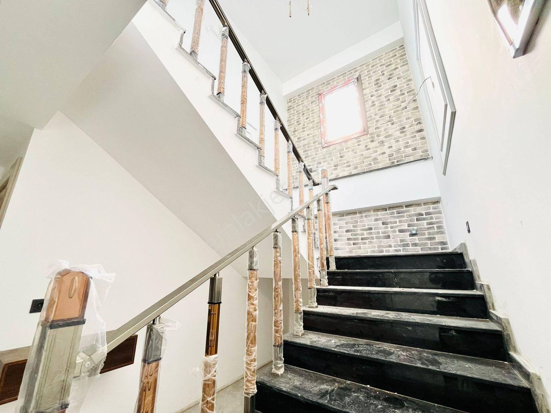 Yükselden Akçayda 600 M2 Tam Bağımsız Arsa Havuzlu 3+1 Villa - Görsel 22