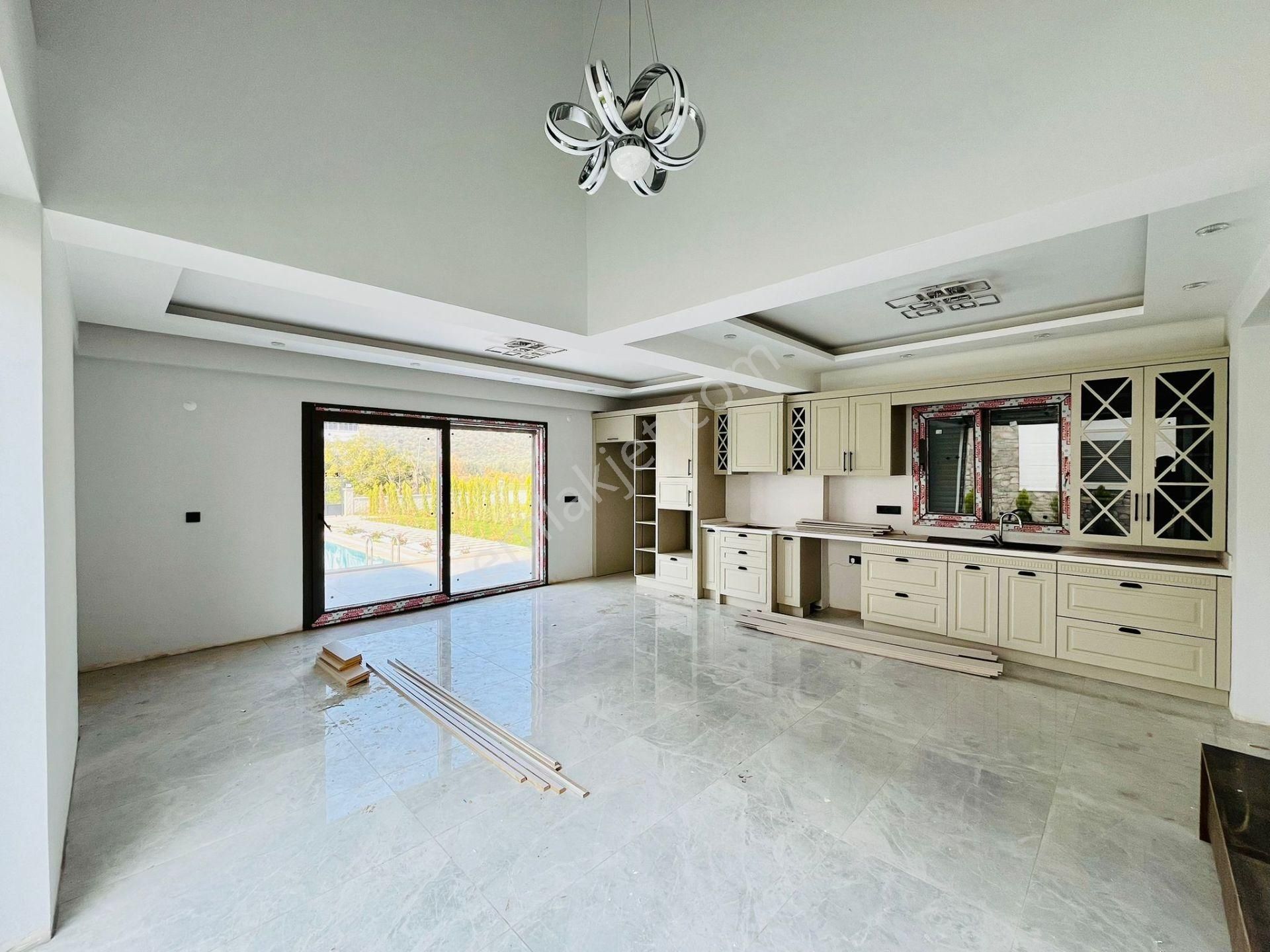 Yükselden Akçayda 600 M2 Tam Bağımsız Arsa Havuzlu 3+1 Villa - Görsel 31