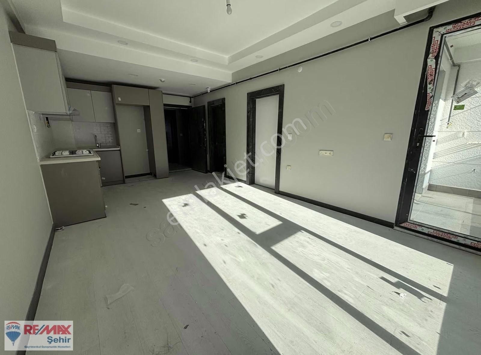 Remax Şehir'den Akyol Premium Lounge 1+1 Havuz Cepheli Daire - Görsel 12